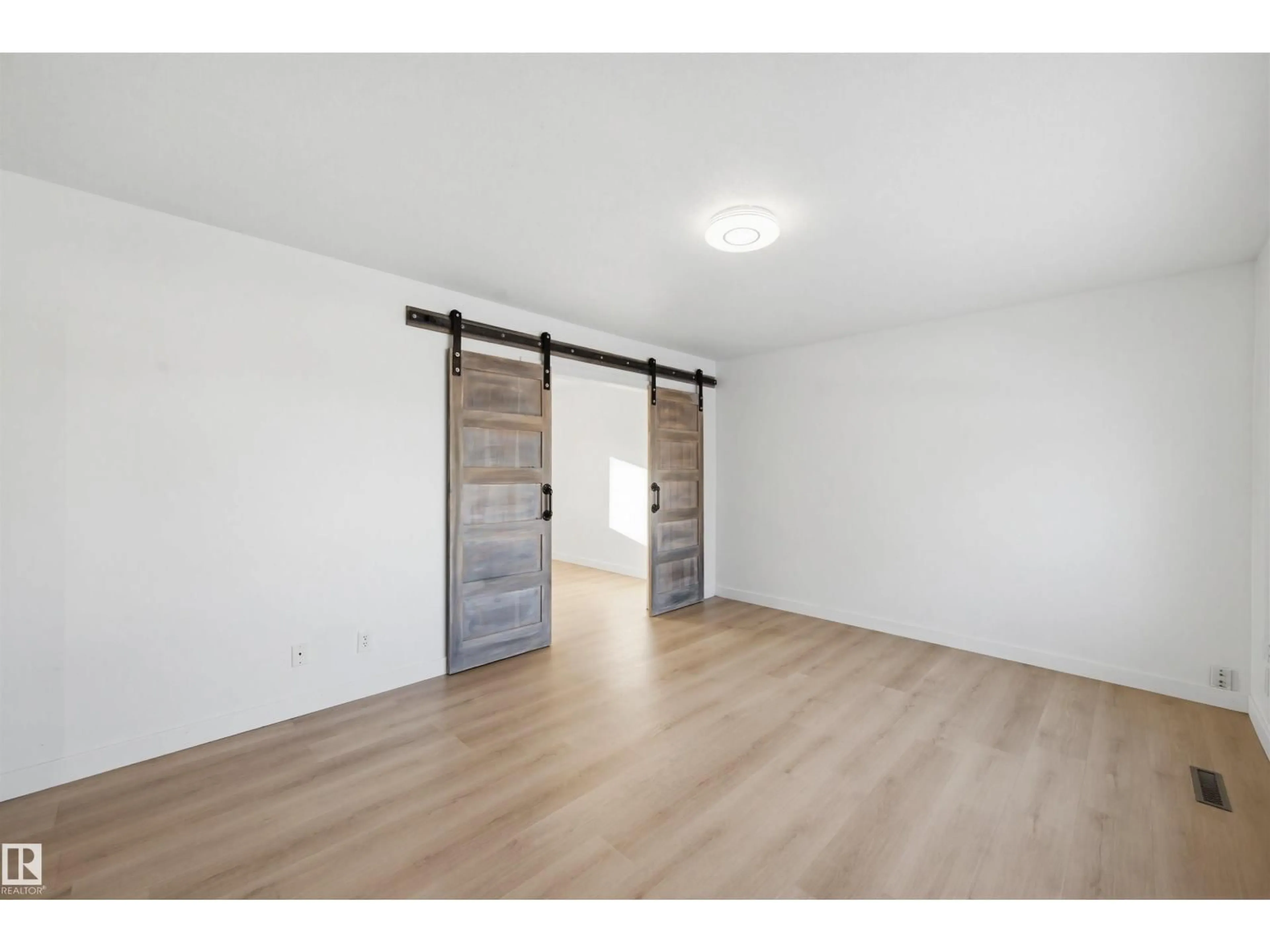 Storage room or clothes room or walk-in closet for 18 MOUNT ROYAL DR, St. Albert Alberta T8N1N1