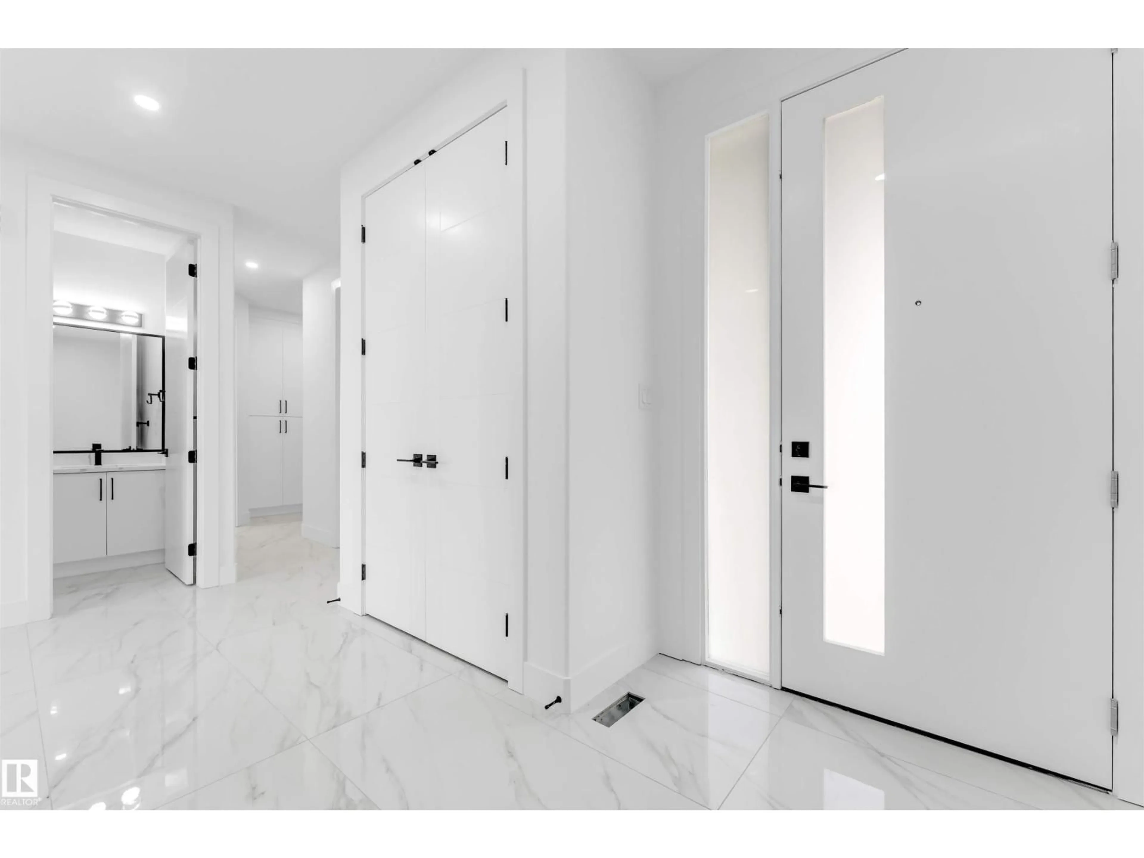 Indoor entryway for NE - 2340 63 AV, Rural Leduc County Alberta T4X3A6