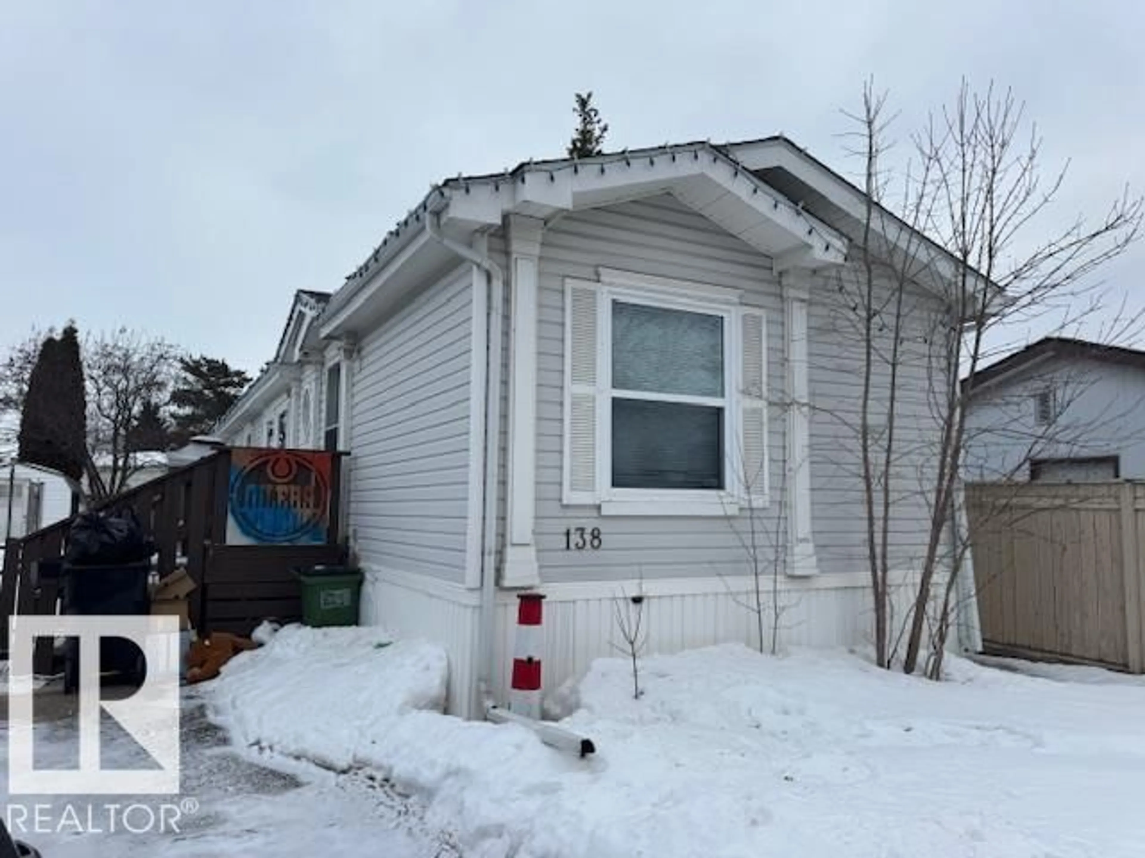 Shed for 138 EVERGREEN DR, Edmonton Alberta T5Y4M2