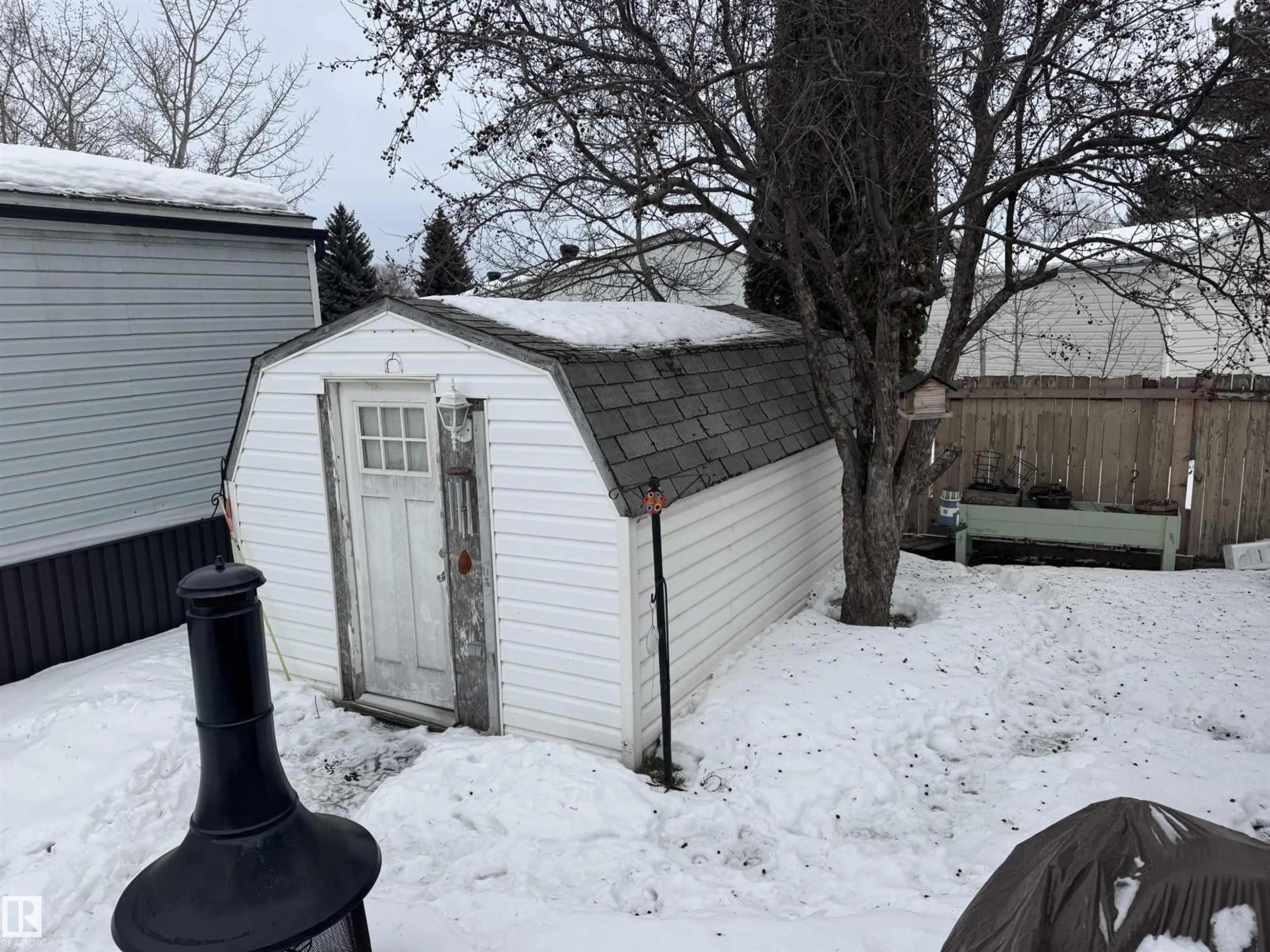Shed for 138 EVERGREEN DR, Edmonton Alberta T5Y4M2