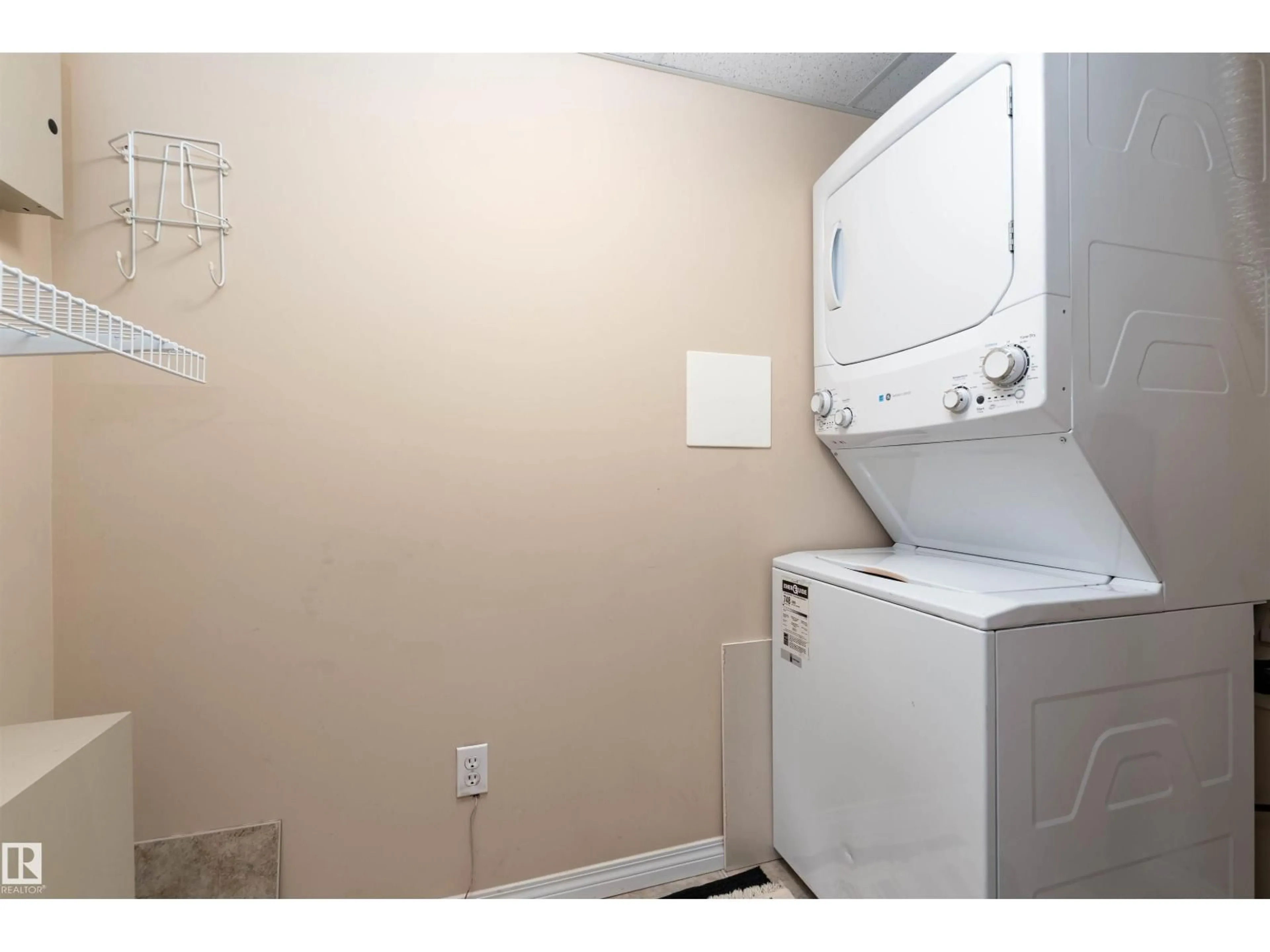 Laundry room for 202 - 9905 81 AV, Edmonton Alberta T6E1W5