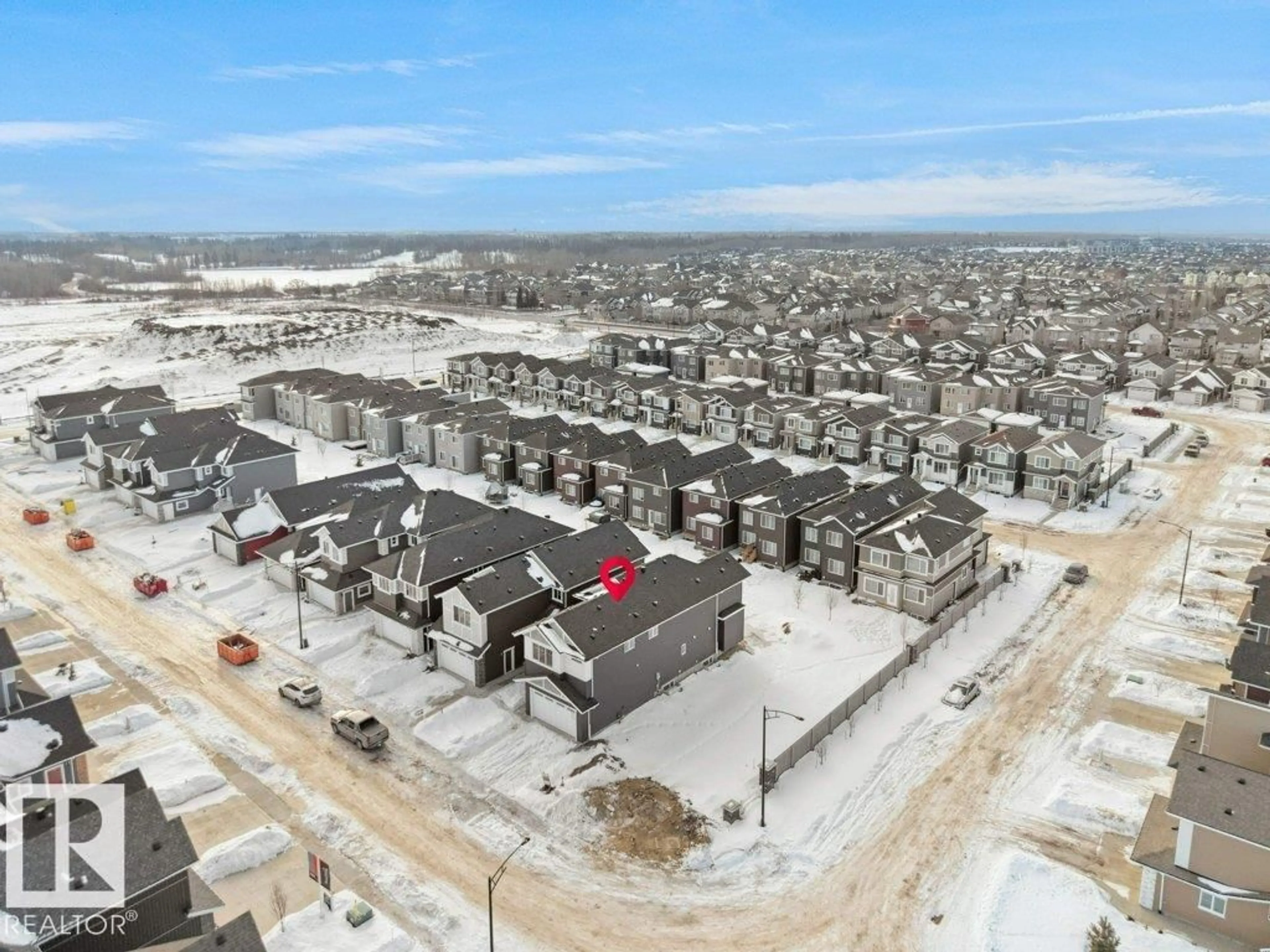 A pic from outside/outdoor area/front of a property/back of a property/a pic from drone, street for 3328 CHICKADEE DR, Edmonton Alberta T5S0V6