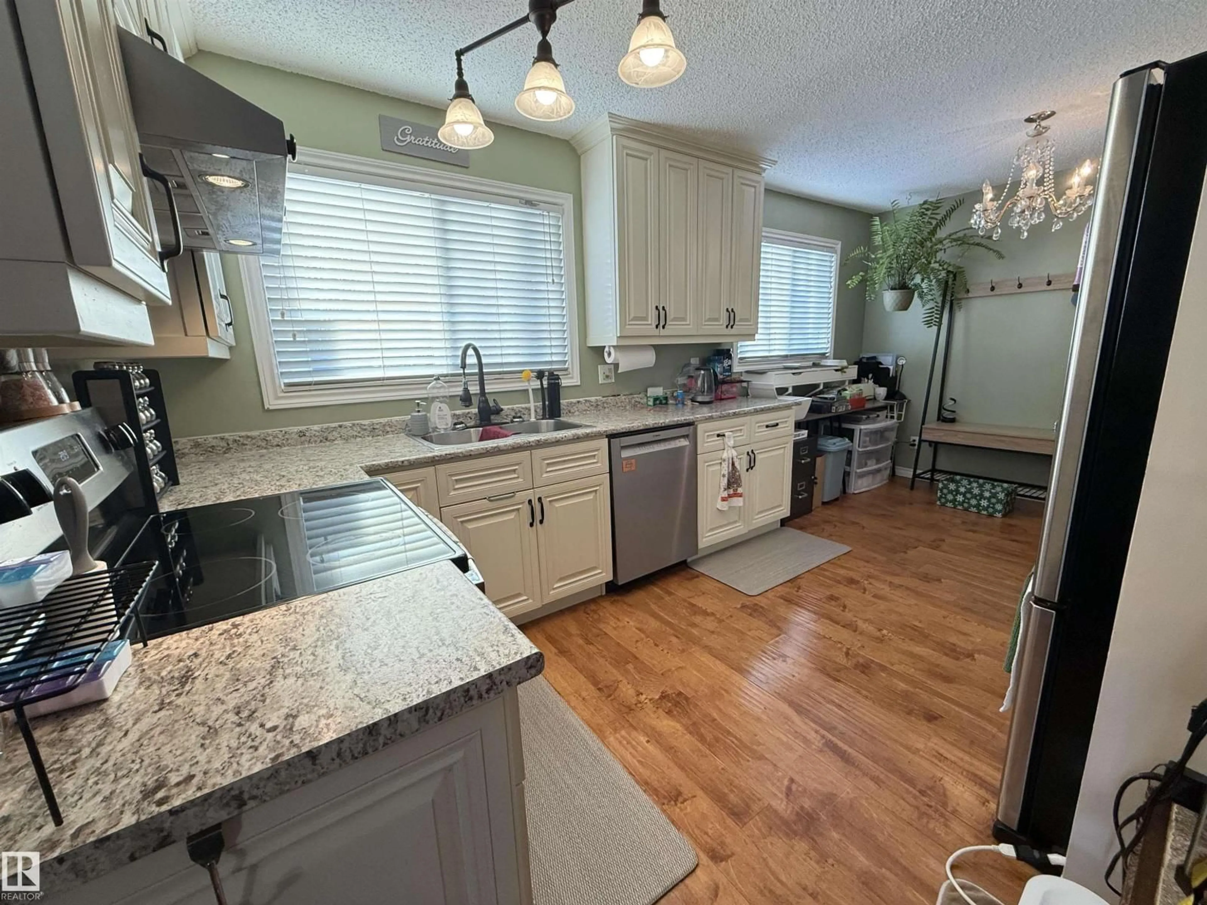 Open concept kitchen, unknown for 8606 - 8604 66 AV, Edmonton Alberta T6E0L3