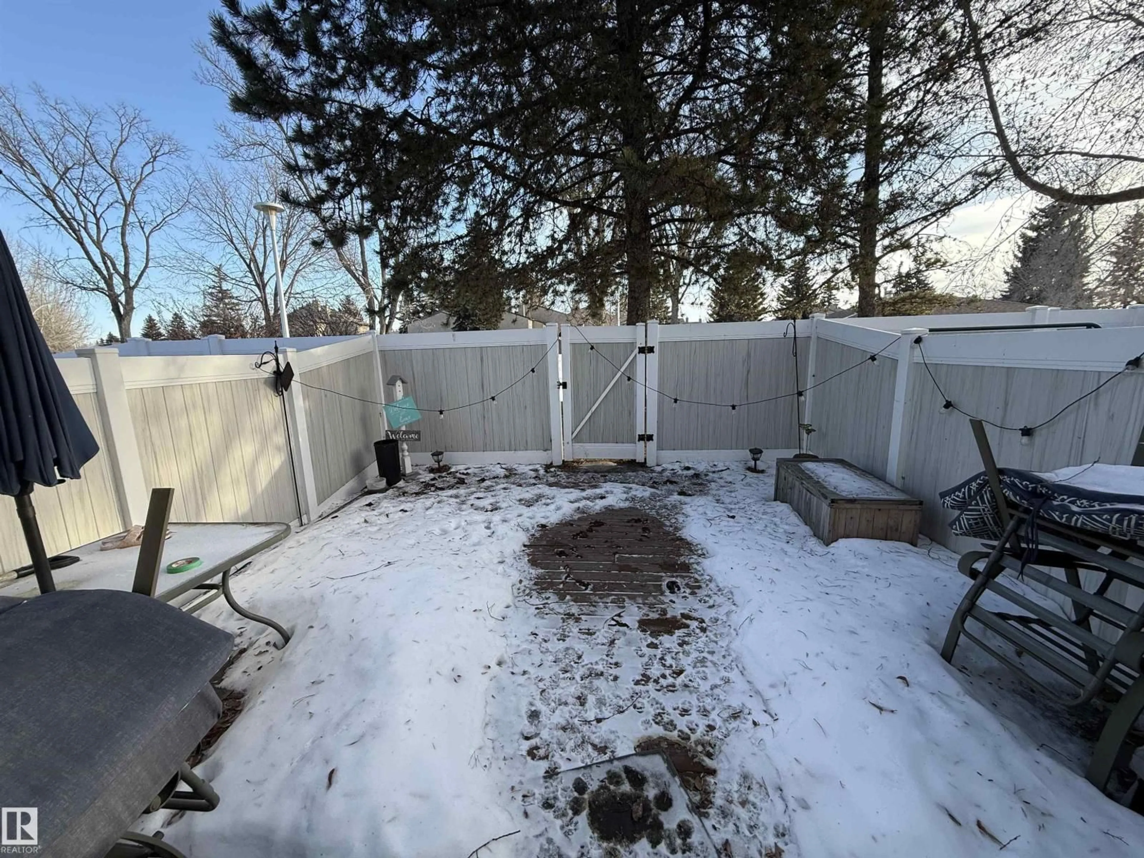 Patio, unknown for 85 - 2024 57 ST, Edmonton Alberta T6L2Z3