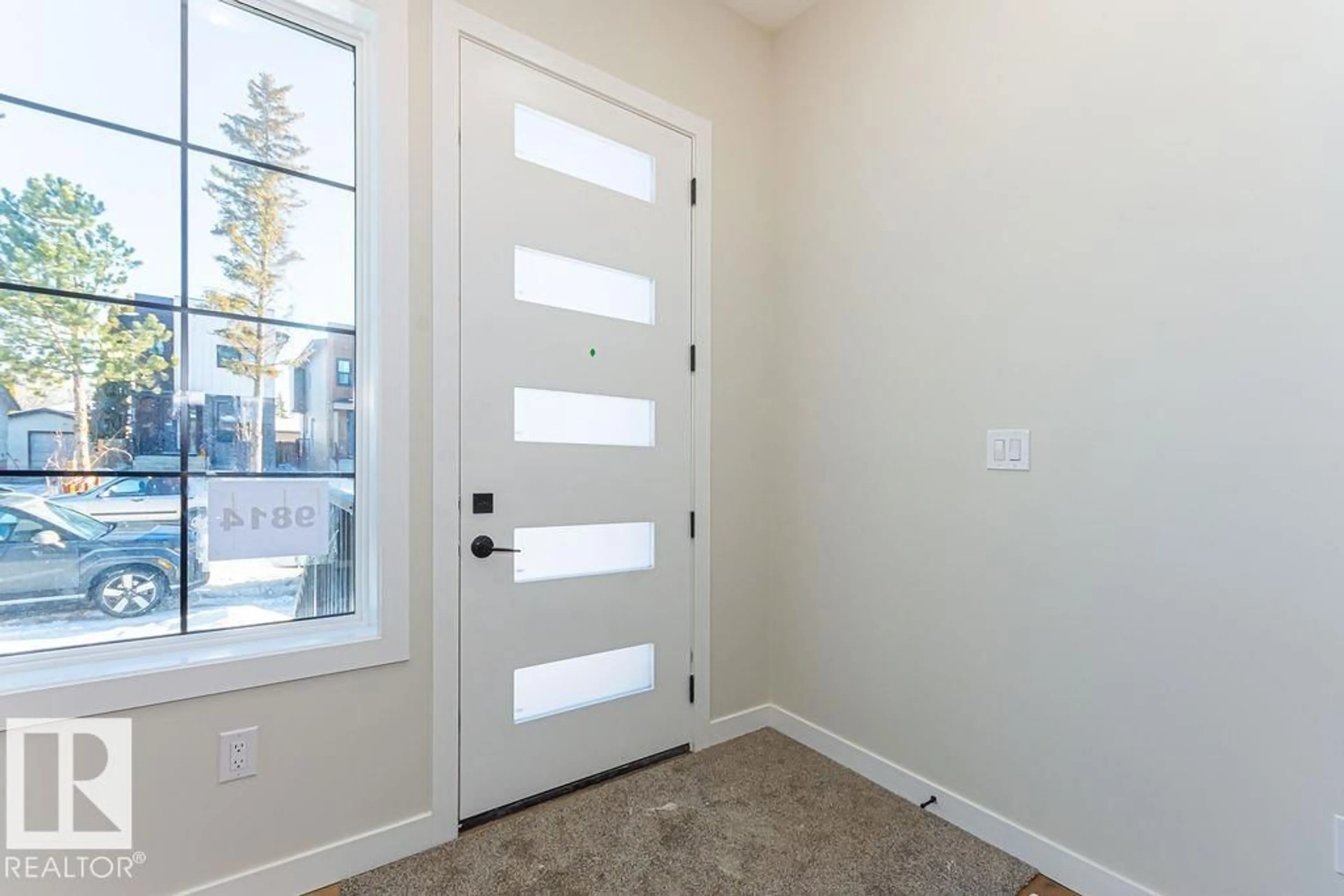 Indoor entryway for NW - 9814 155 ST, Edmonton Alberta T5P2K9