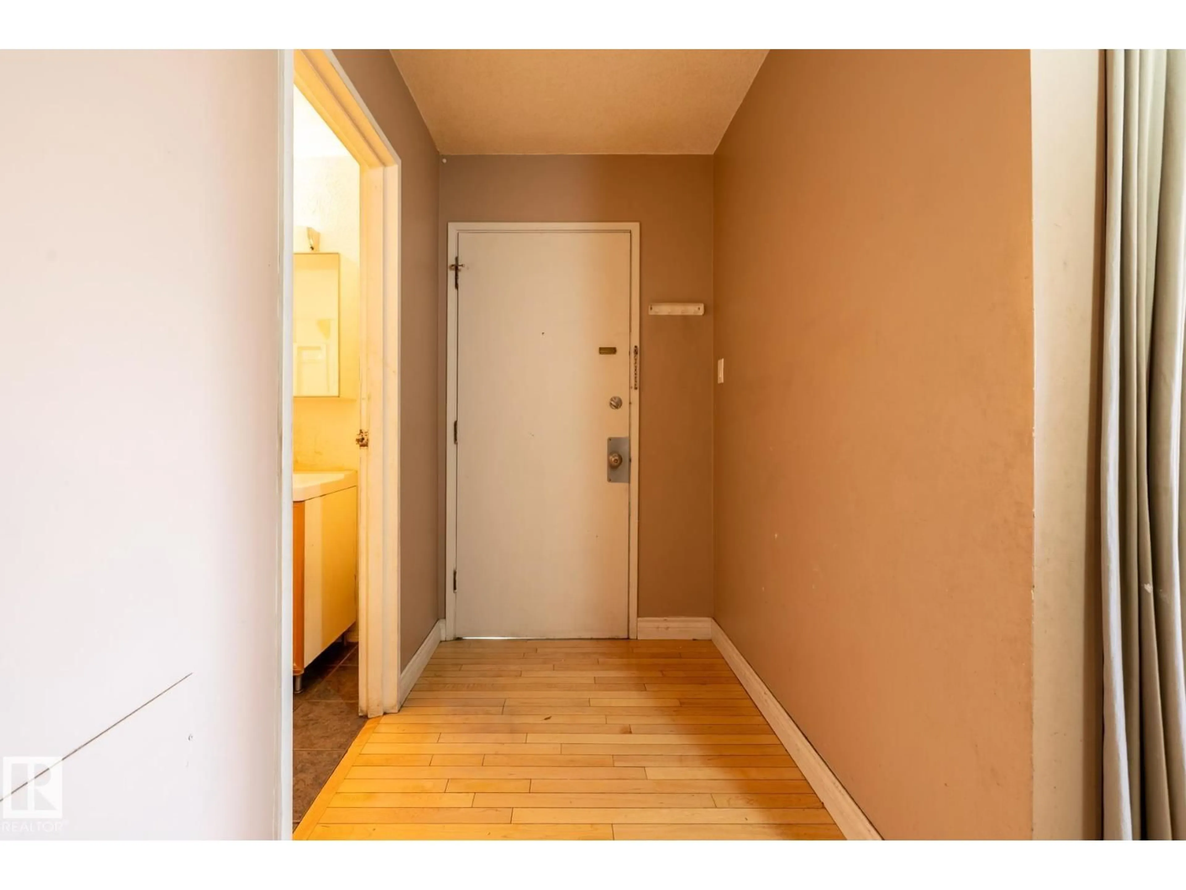 Indoor entryway for #301 - 10035 164 ST, Edmonton Alberta T5P4L4