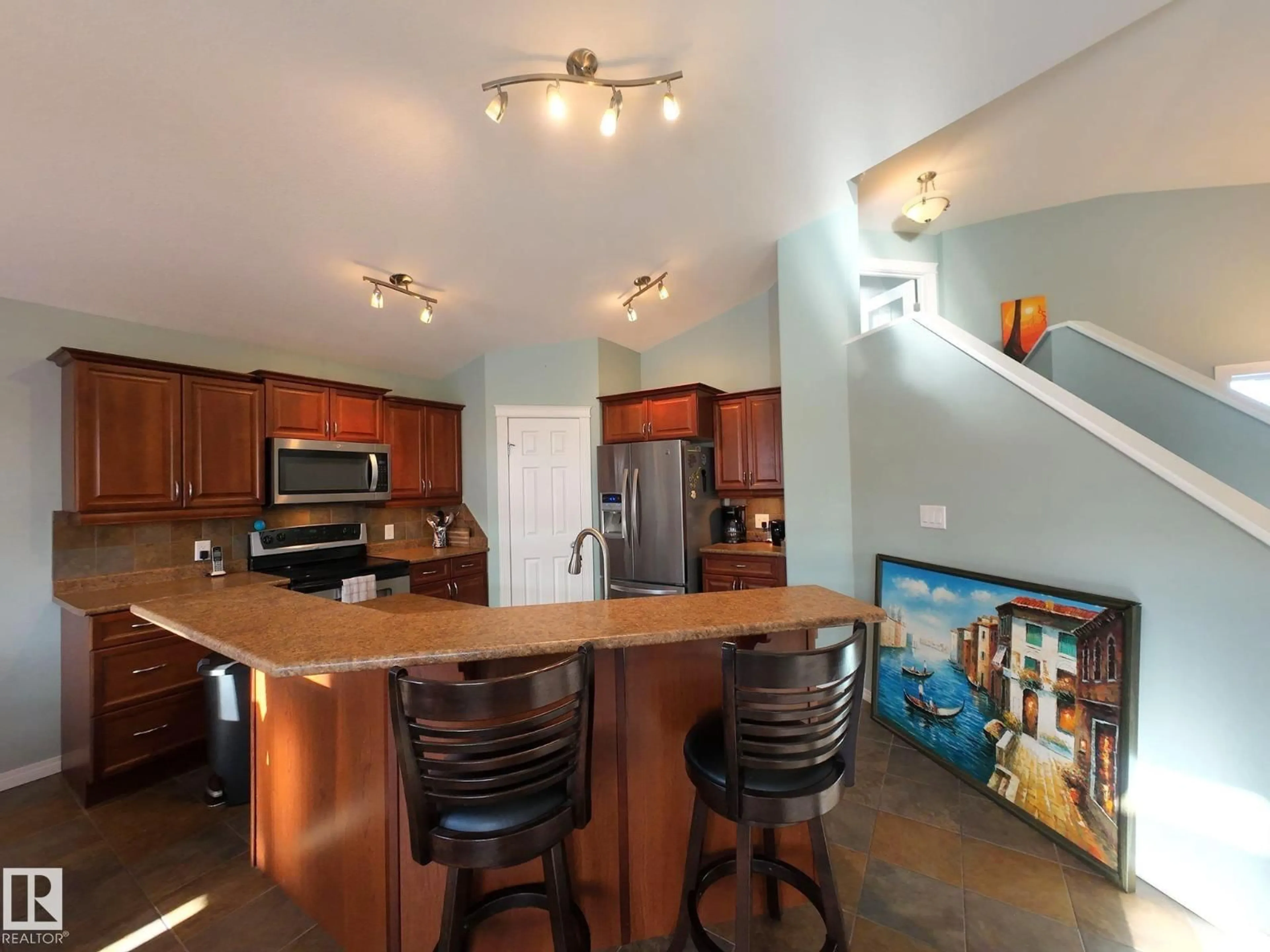 Open concept kitchen, unknown for 3901 44 AV, Drayton Valley Alberta T7A0A1