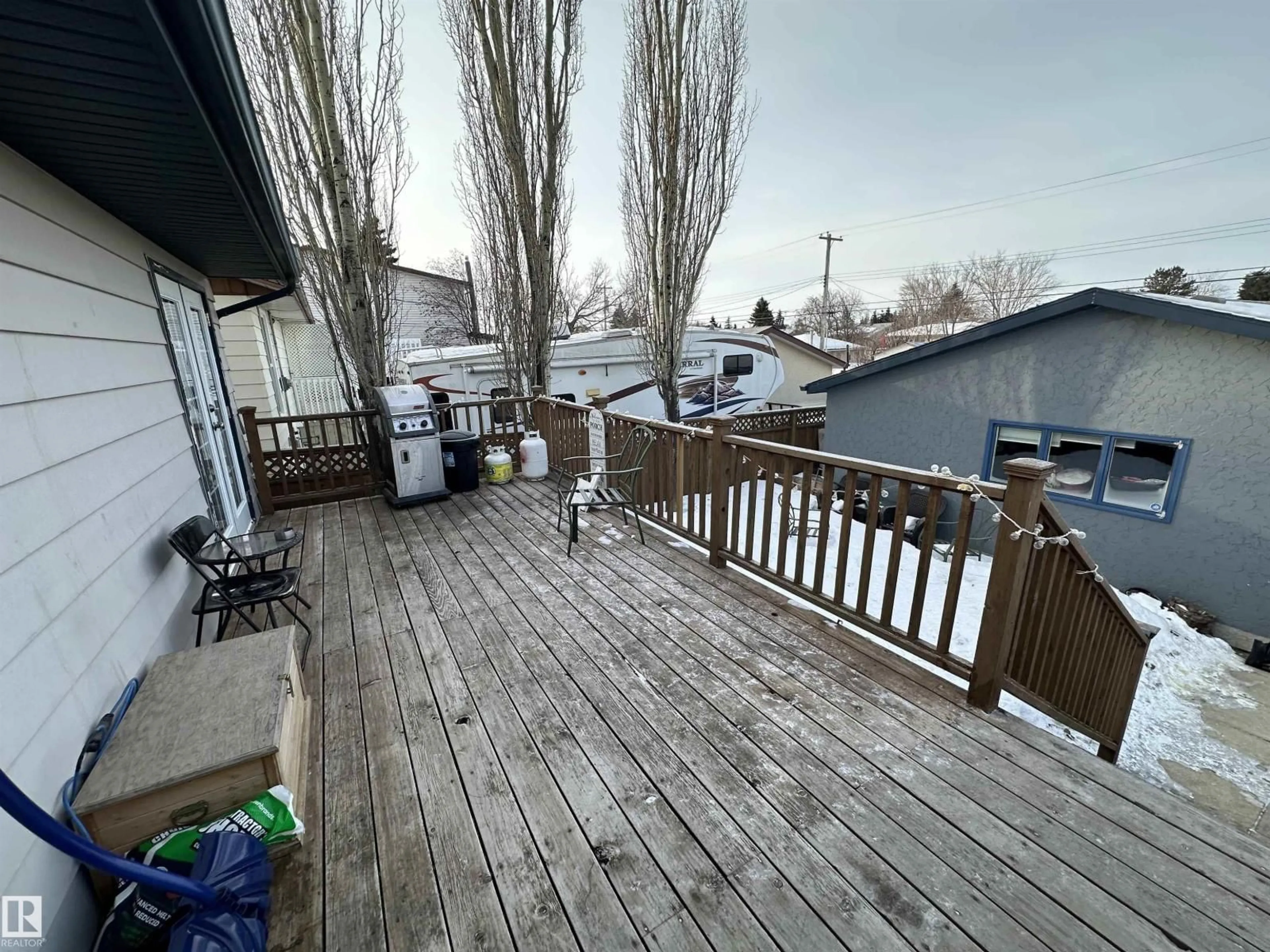 Patio, street for 10256 109 AV, Westlock Alberta T7P1H2