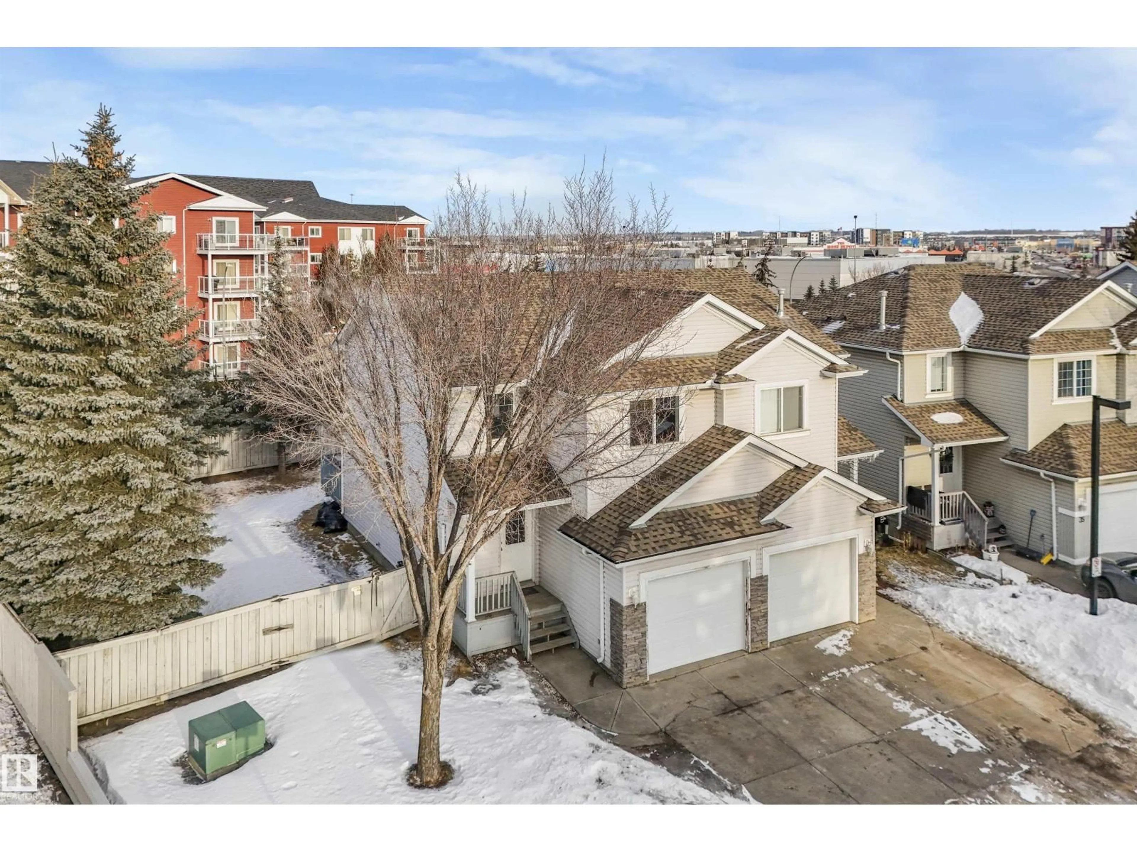A pic from outside/outdoor area/front of a property/back of a property/a pic from drone, unknown for #33 - 4020 21 ST, Edmonton Alberta T6T1T8