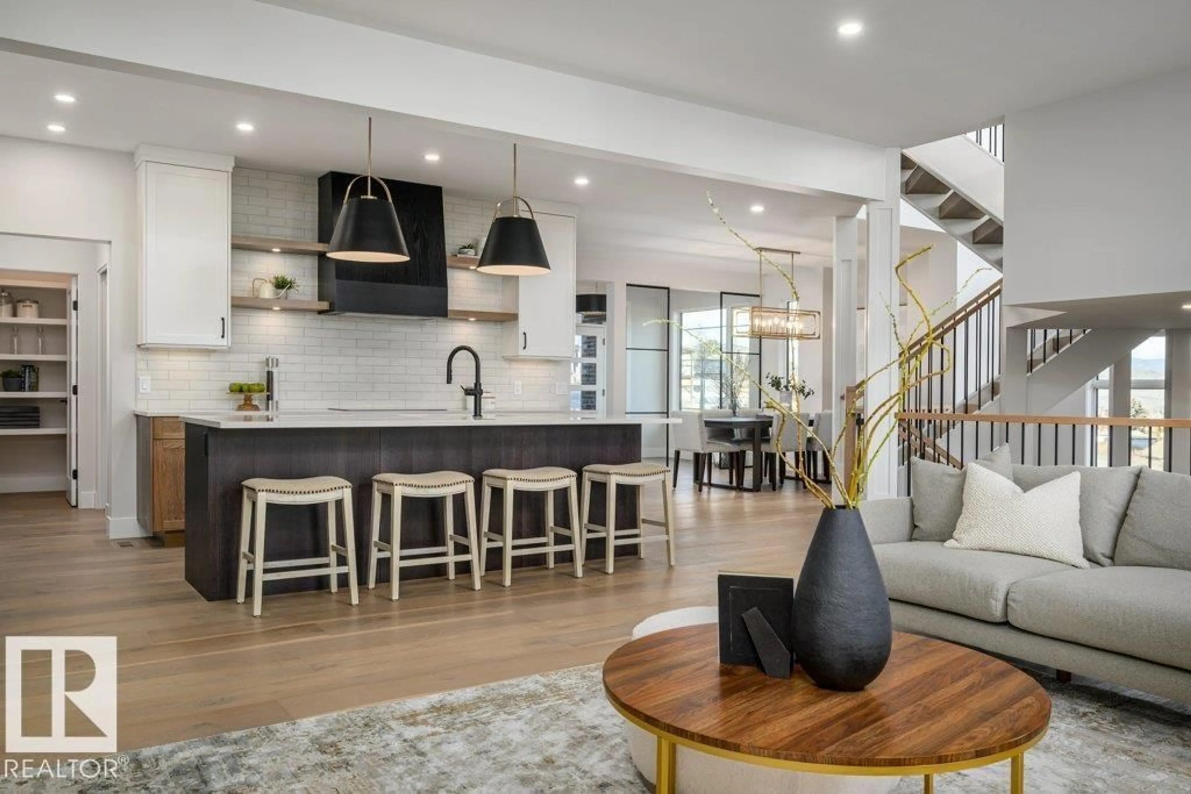 Open concept kitchen, unknown for 4640 CHEGWIN WYND, Edmonton Alberta T6W4A8