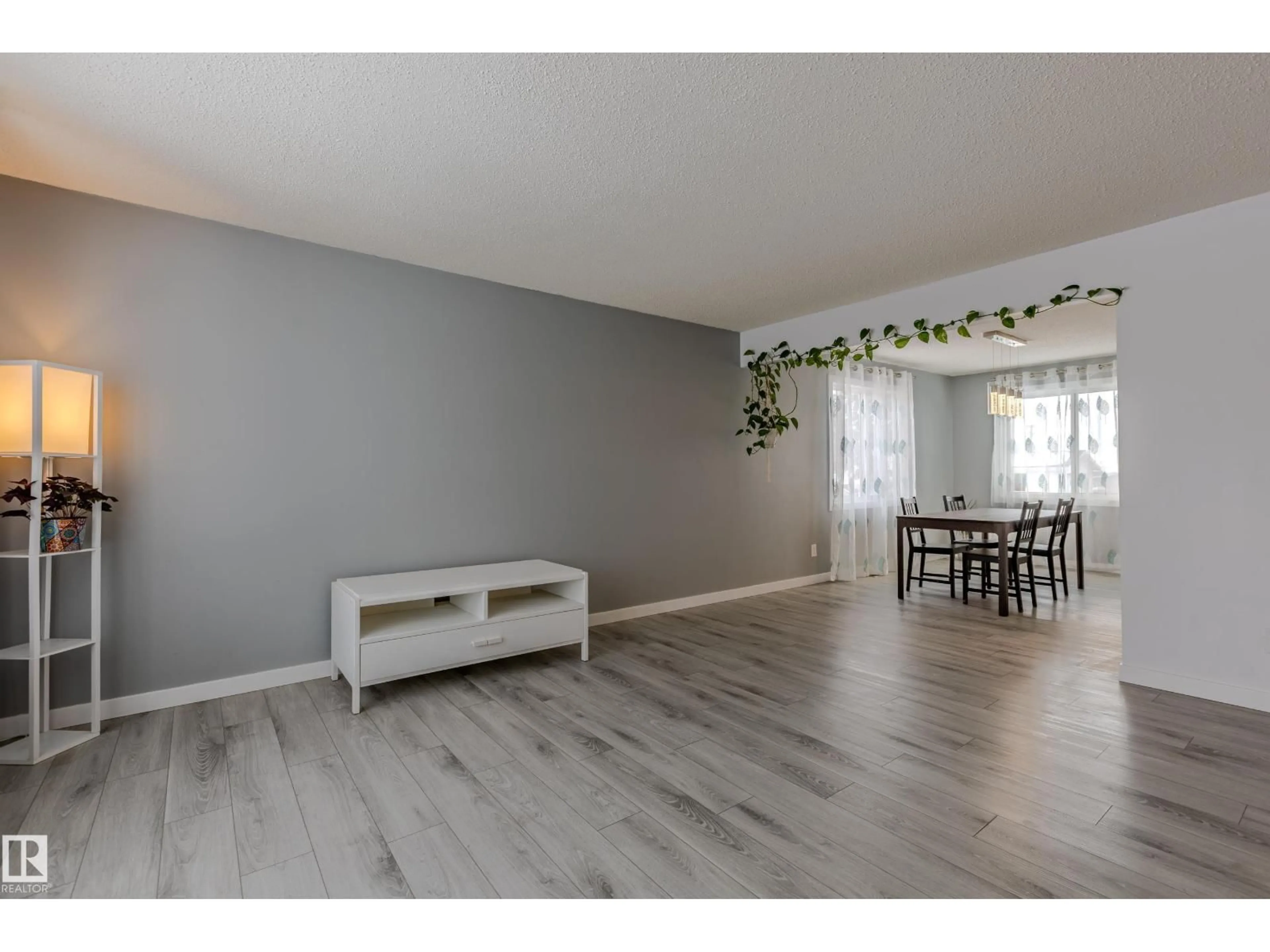 A pic of a room for 5221 51 A AV, Legal Alberta T0G1L0