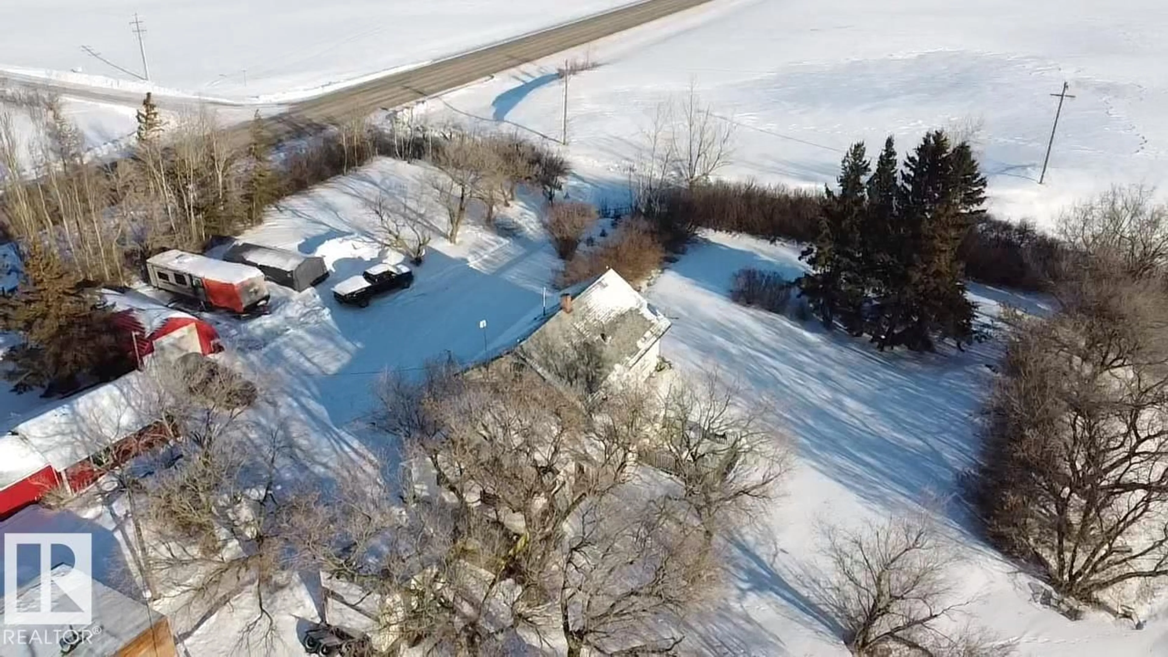 A pic from outside/outdoor area/front of a property/back of a property/a pic from drone, street for 59240 RANGE 191 RD, Rural Smoky Lake County Alberta T0A3C0