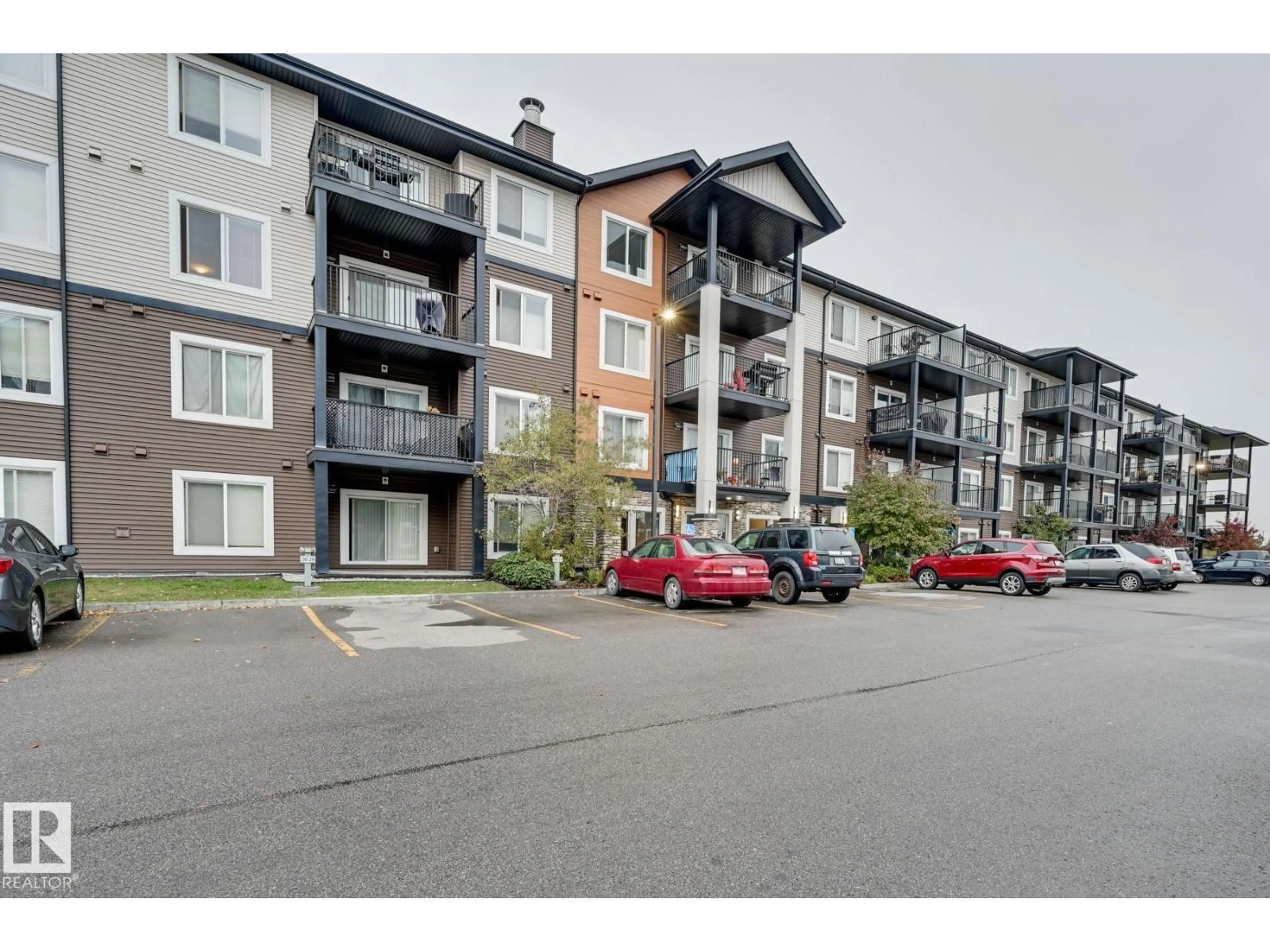 A pic from outside/outdoor area/front of a property/back of a property/a pic from drone, unknown for #101 - 142 EBBERS BV, Edmonton Alberta T5Y3W2