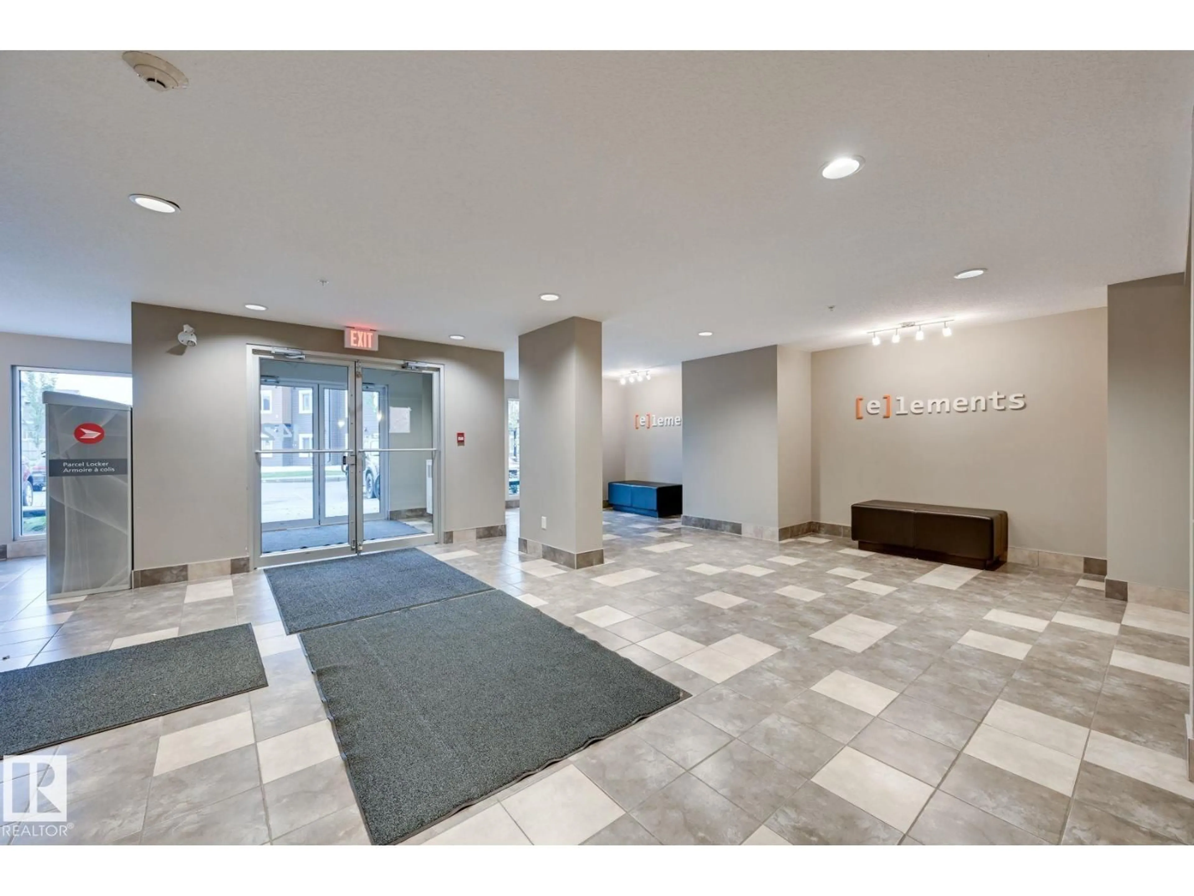 Indoor foyer for #101 - 142 EBBERS BV, Edmonton Alberta T5Y3W2