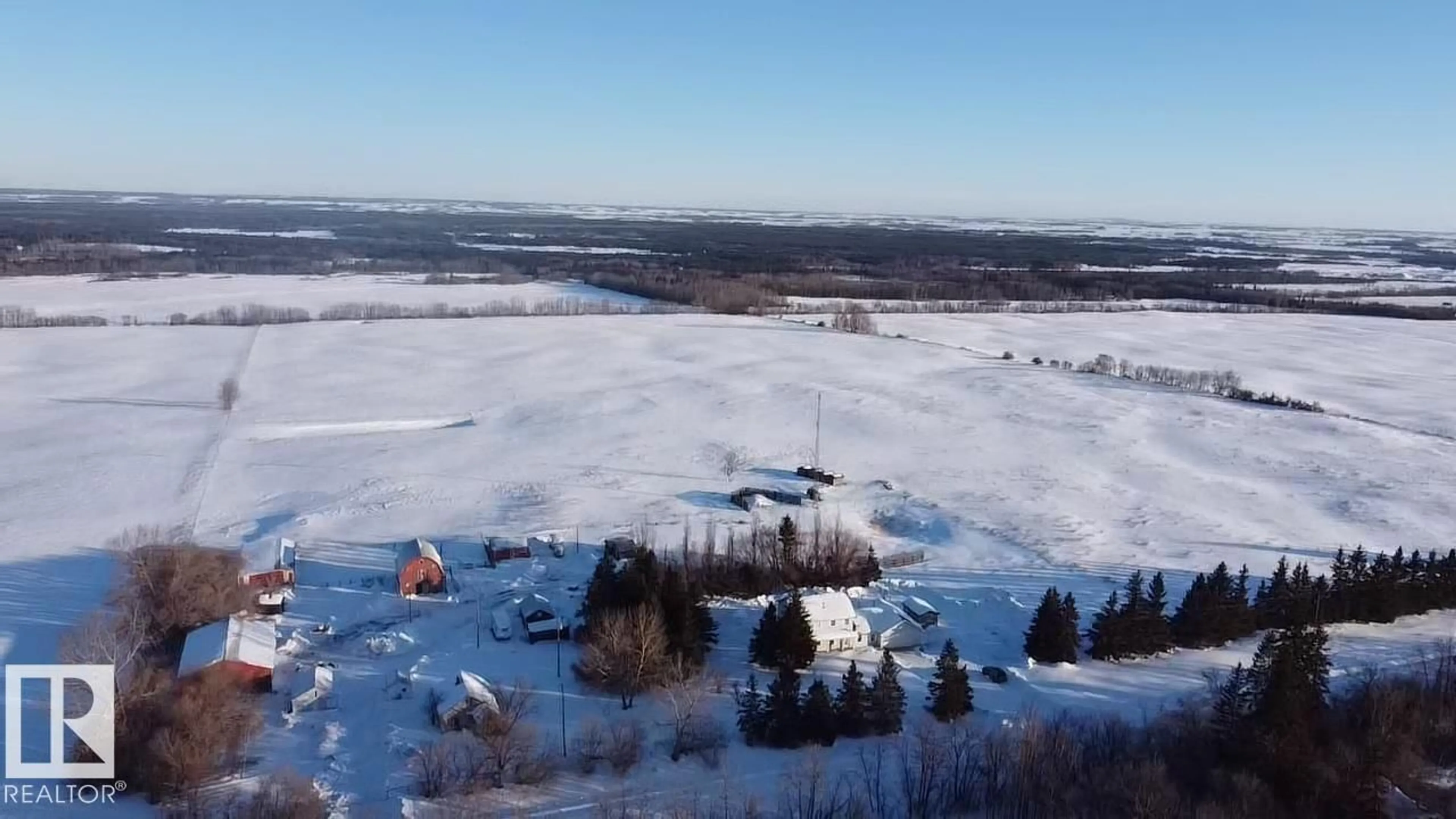 A pic from outside/outdoor area/front of a property/back of a property/a pic from drone, water/lake/river/ocean view for 59059 RANGE 170, Rural Smoky Lake County Alberta T0A3C0