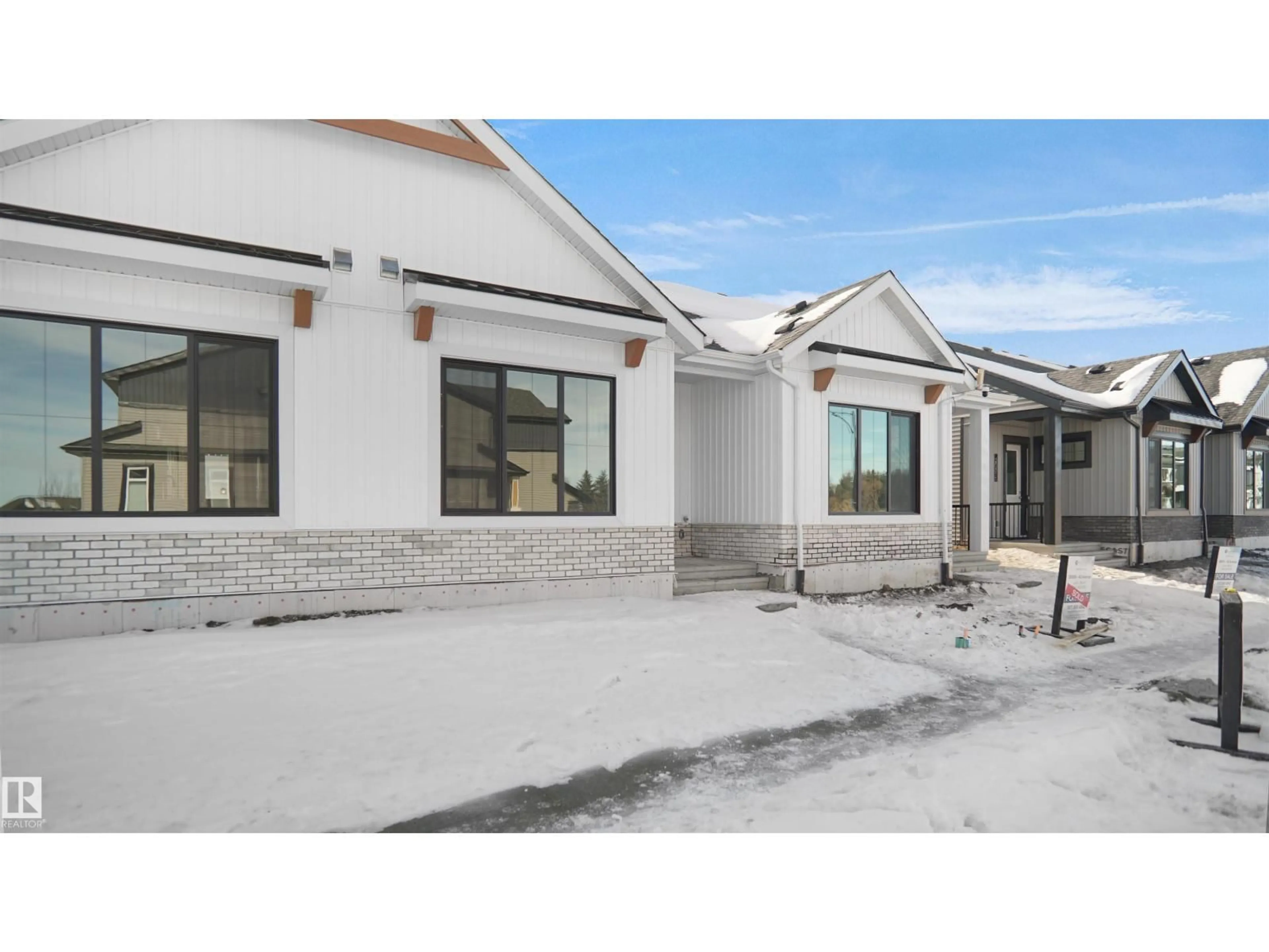 Unknown for 20705 42 AV, Edmonton Alberta T6M0R8