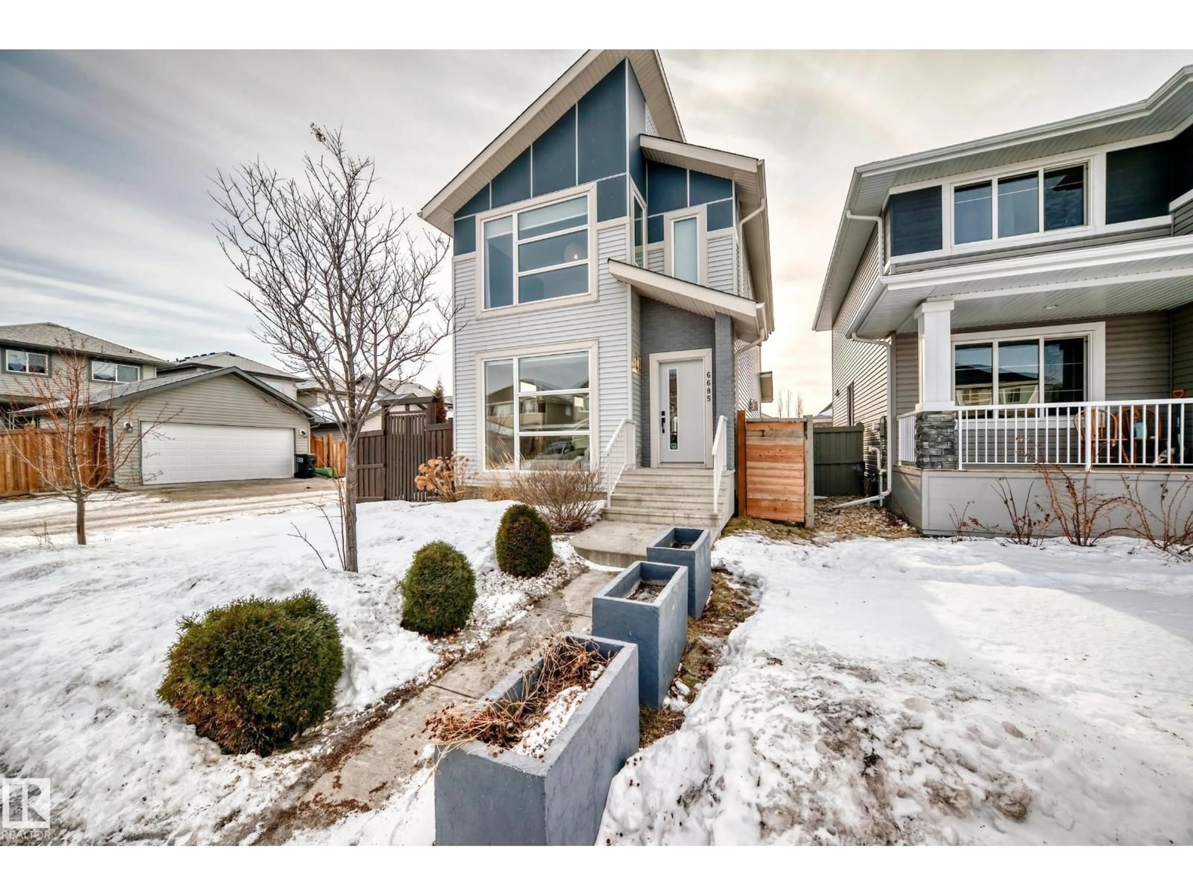 Unknown for 6685 CARDINAL RD, Edmonton Alberta T6W2Y4