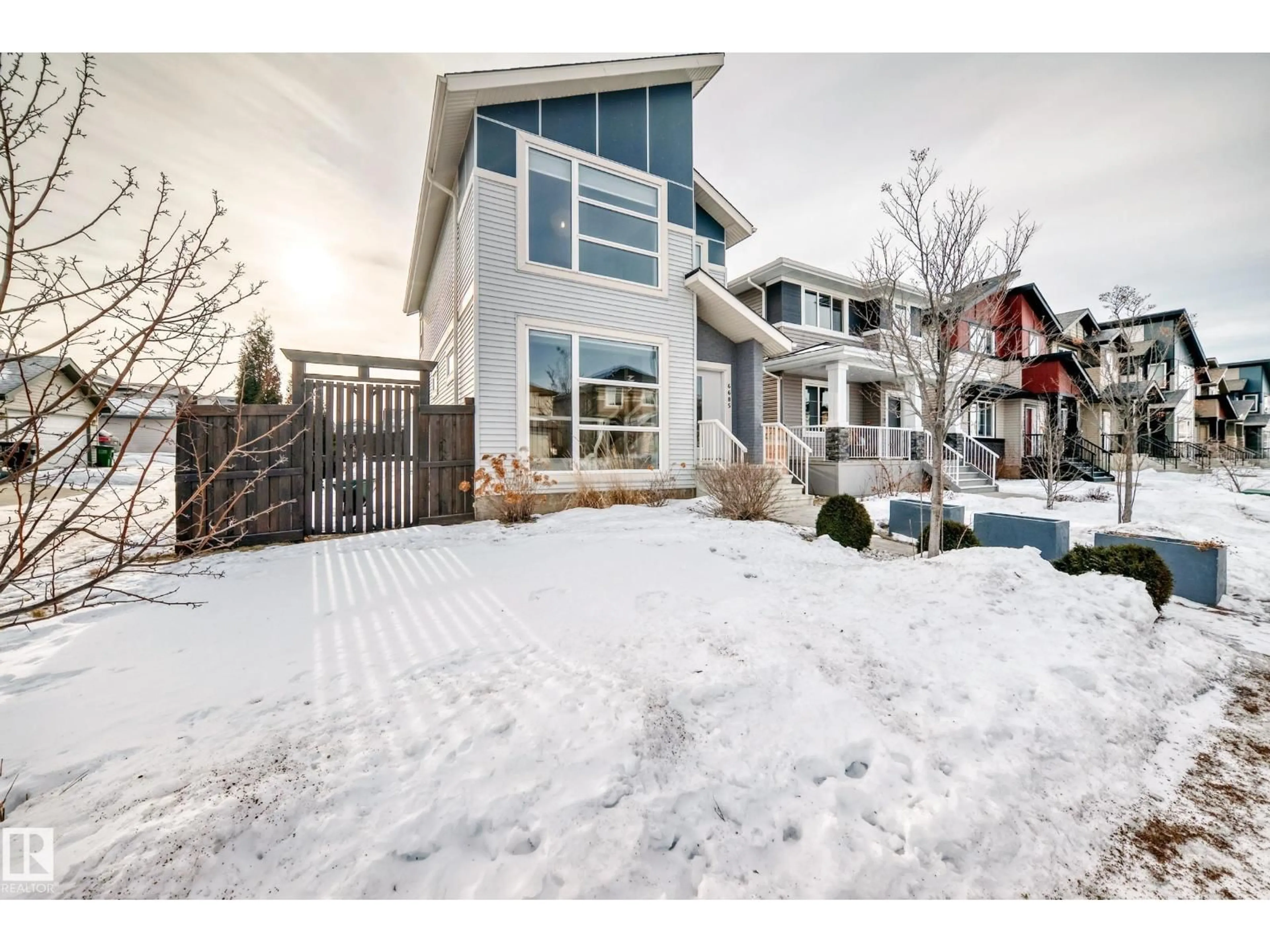 Unknown for 6685 CARDINAL RD, Edmonton Alberta T6W2Y4