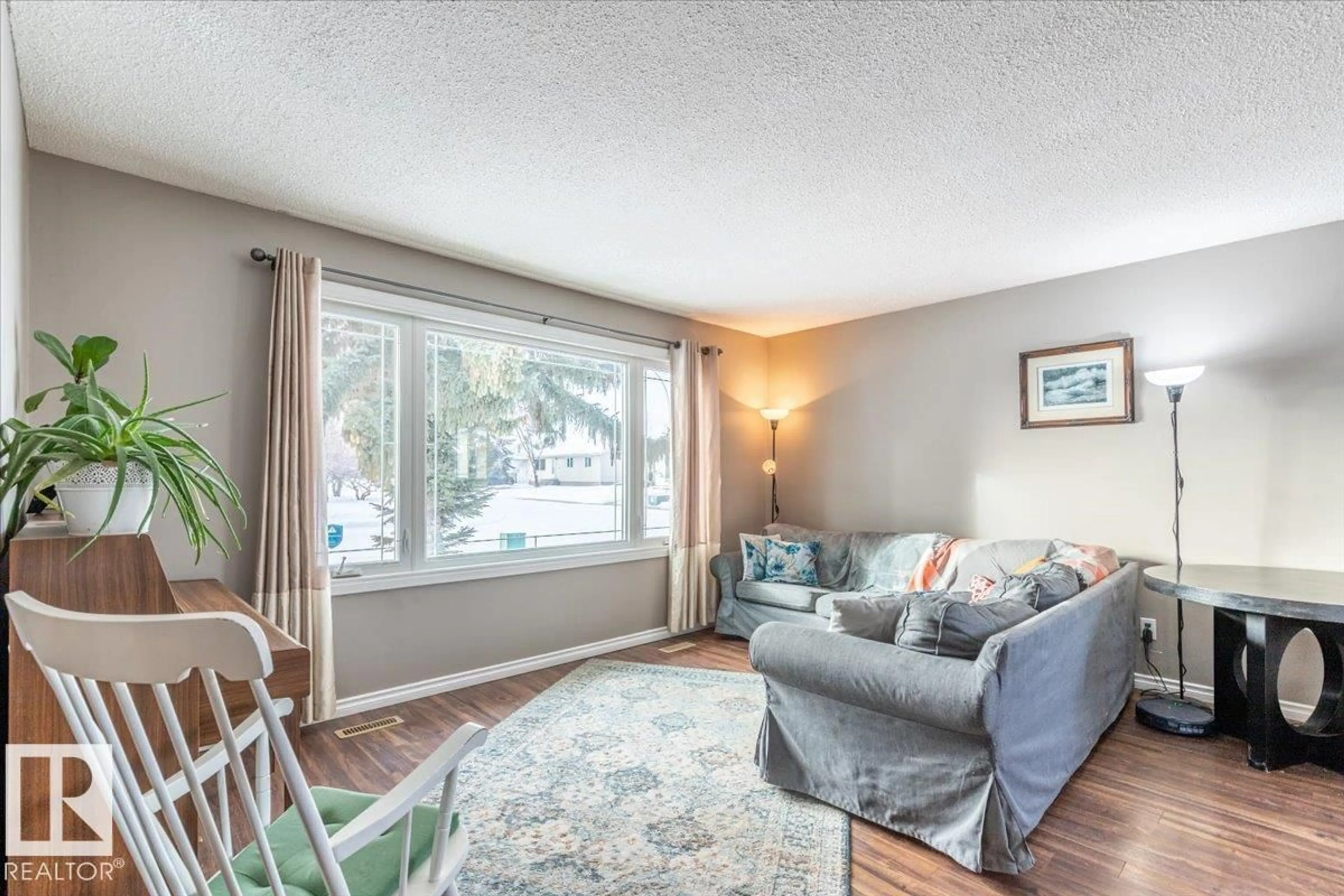 Living room with furniture, unknown for 146 MAPLE CR, Wetaskiwin Alberta T9A2E5