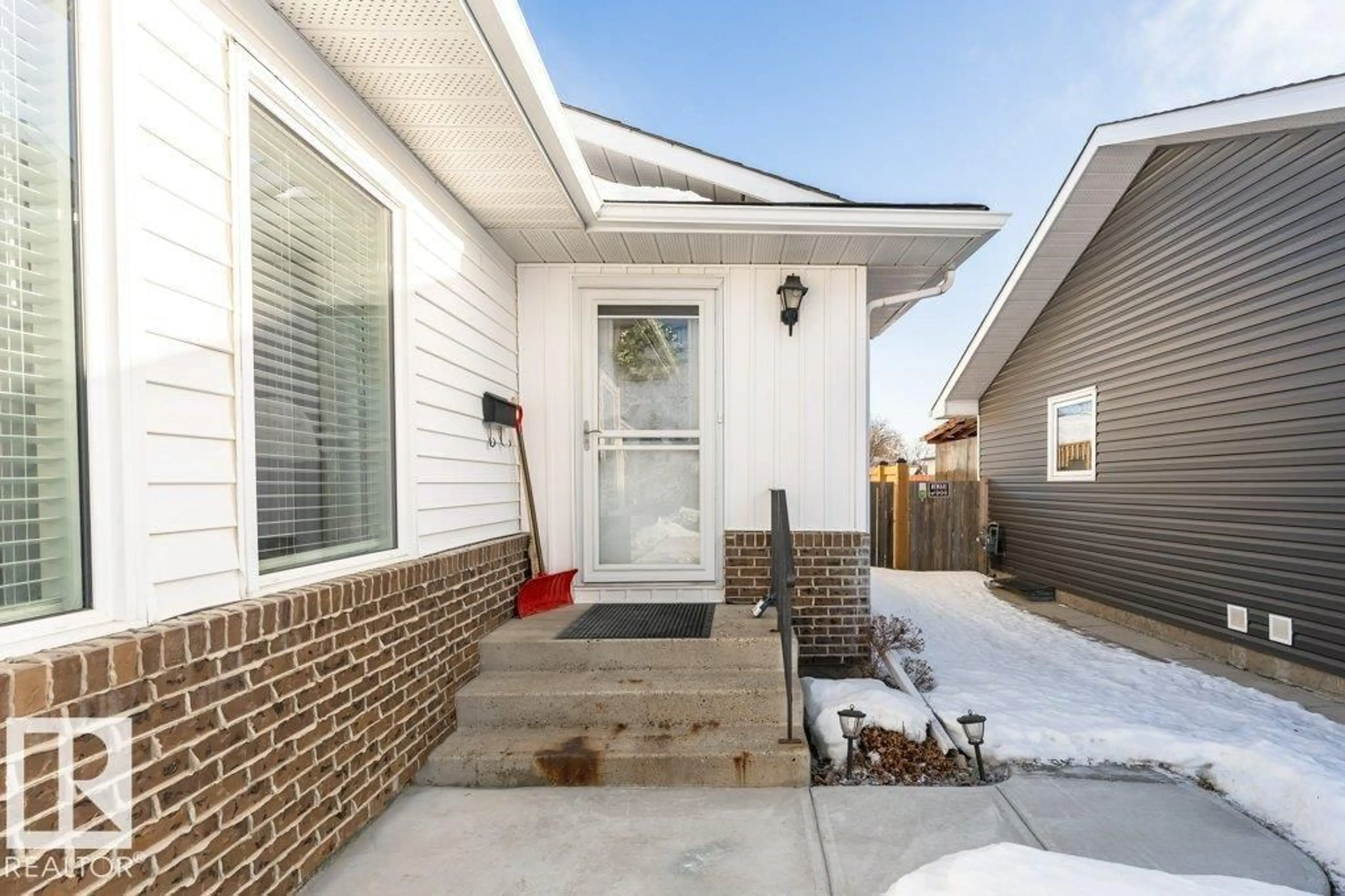 Unknown for NW - 17419 96 ST, Edmonton Alberta T5Z2B5