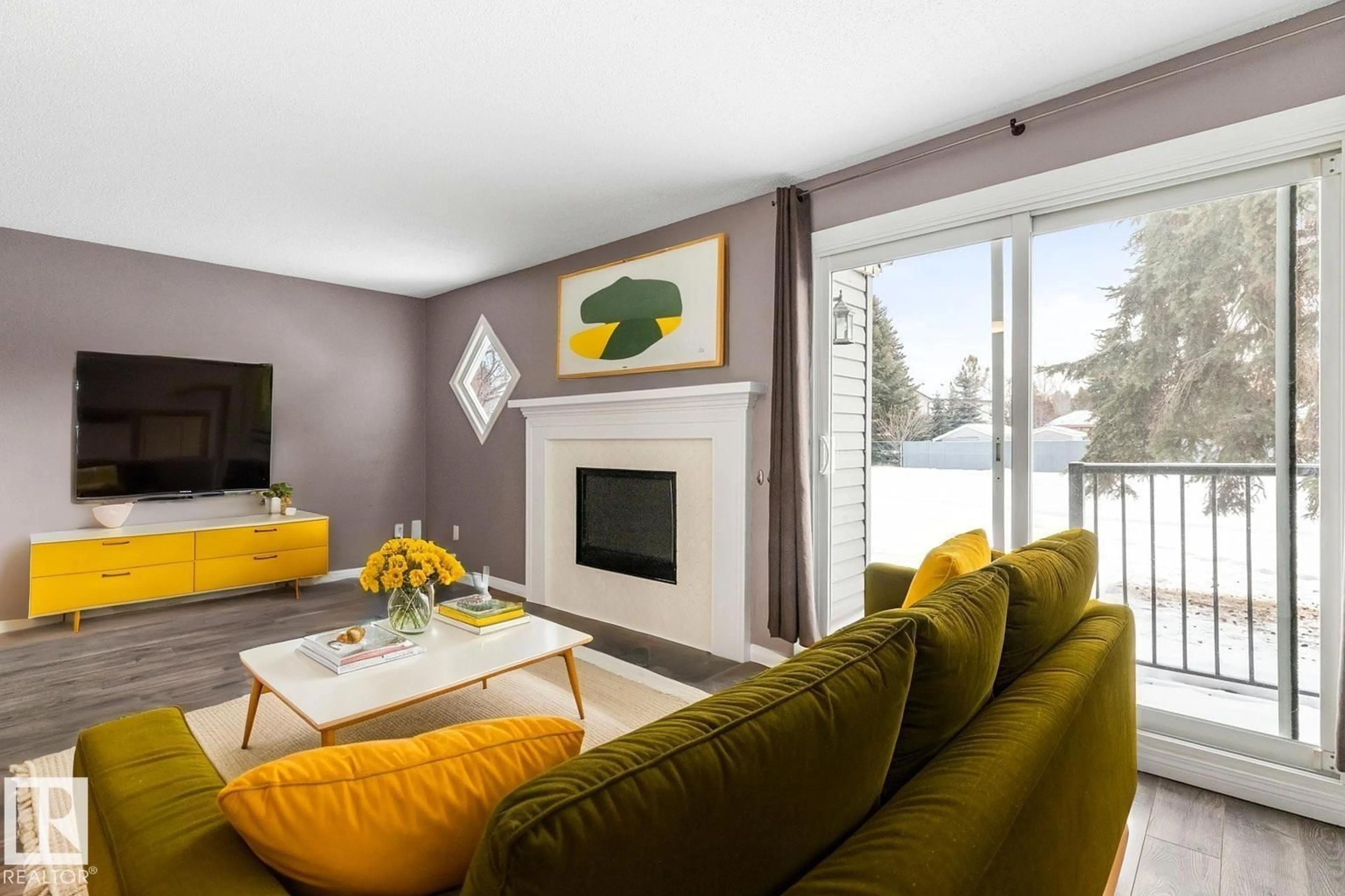 Living room with furniture, unknown for 5346 38A AV, Edmonton Alberta T6L2H4