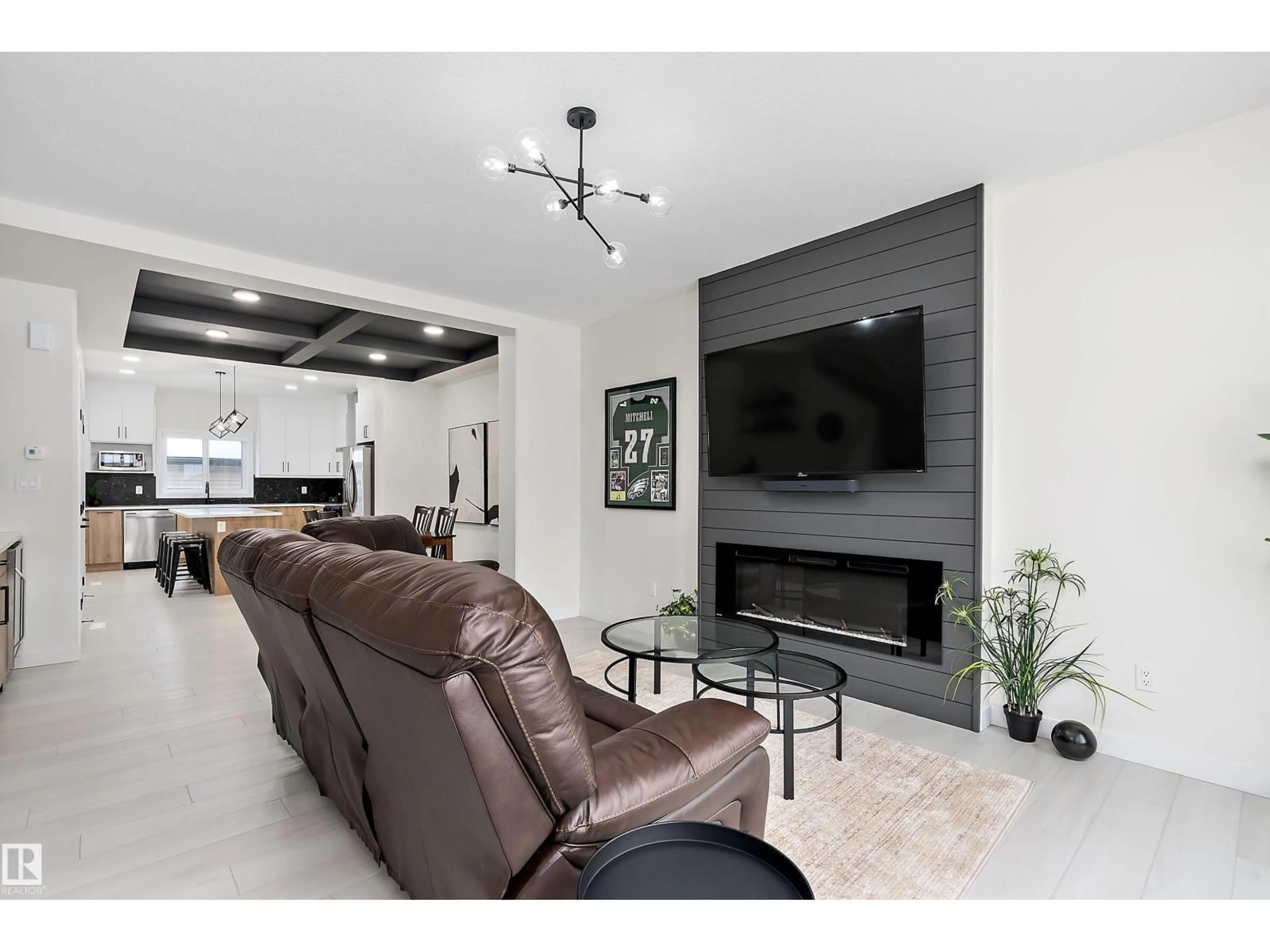 Living room with furniture, ceramic/tile floor for 40 CHAMBERY CR, St. Albert Alberta T8T2C5