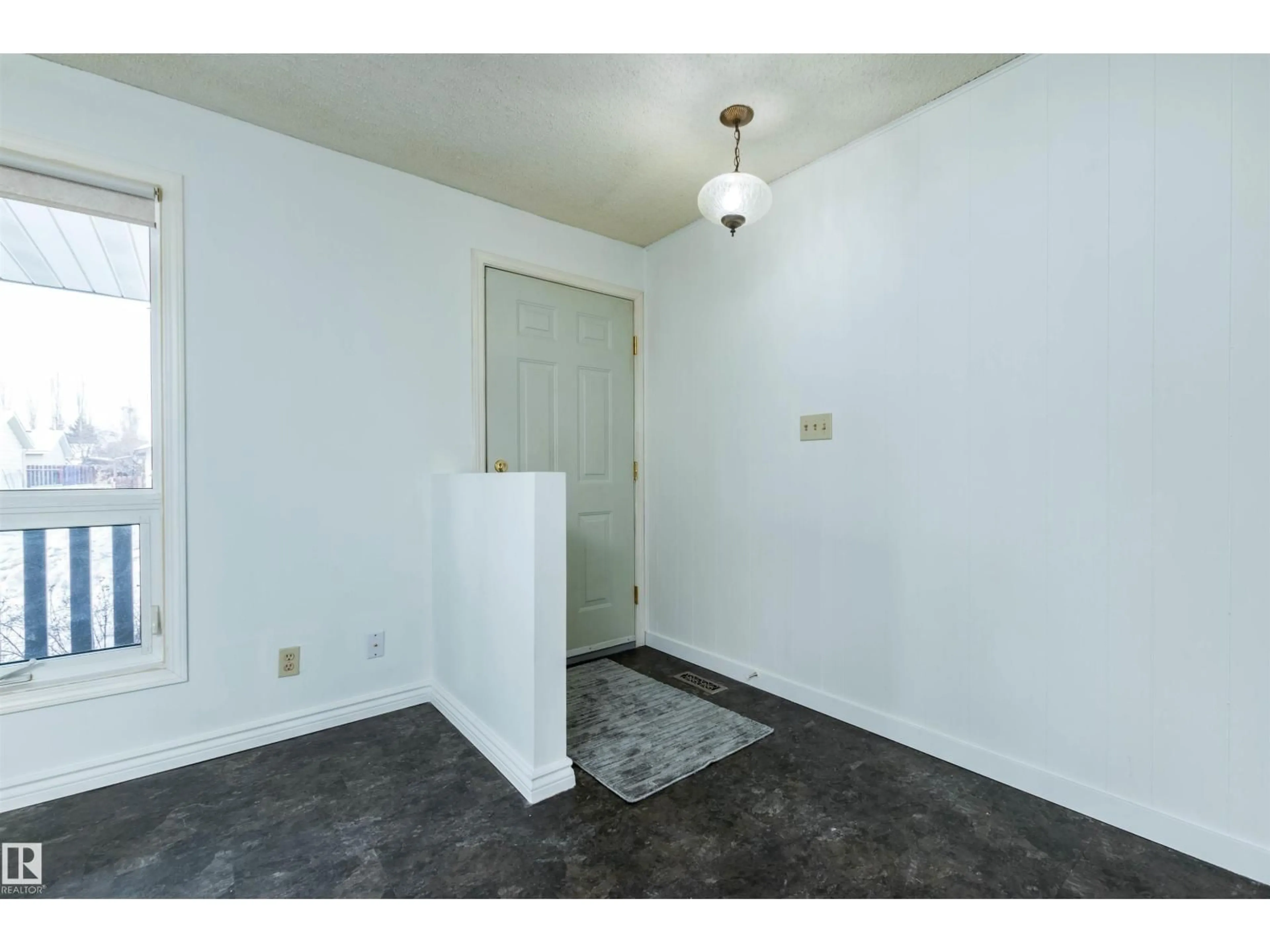 Unknown for NW - 14911 29 ST, Edmonton Alberta T5Y2H3