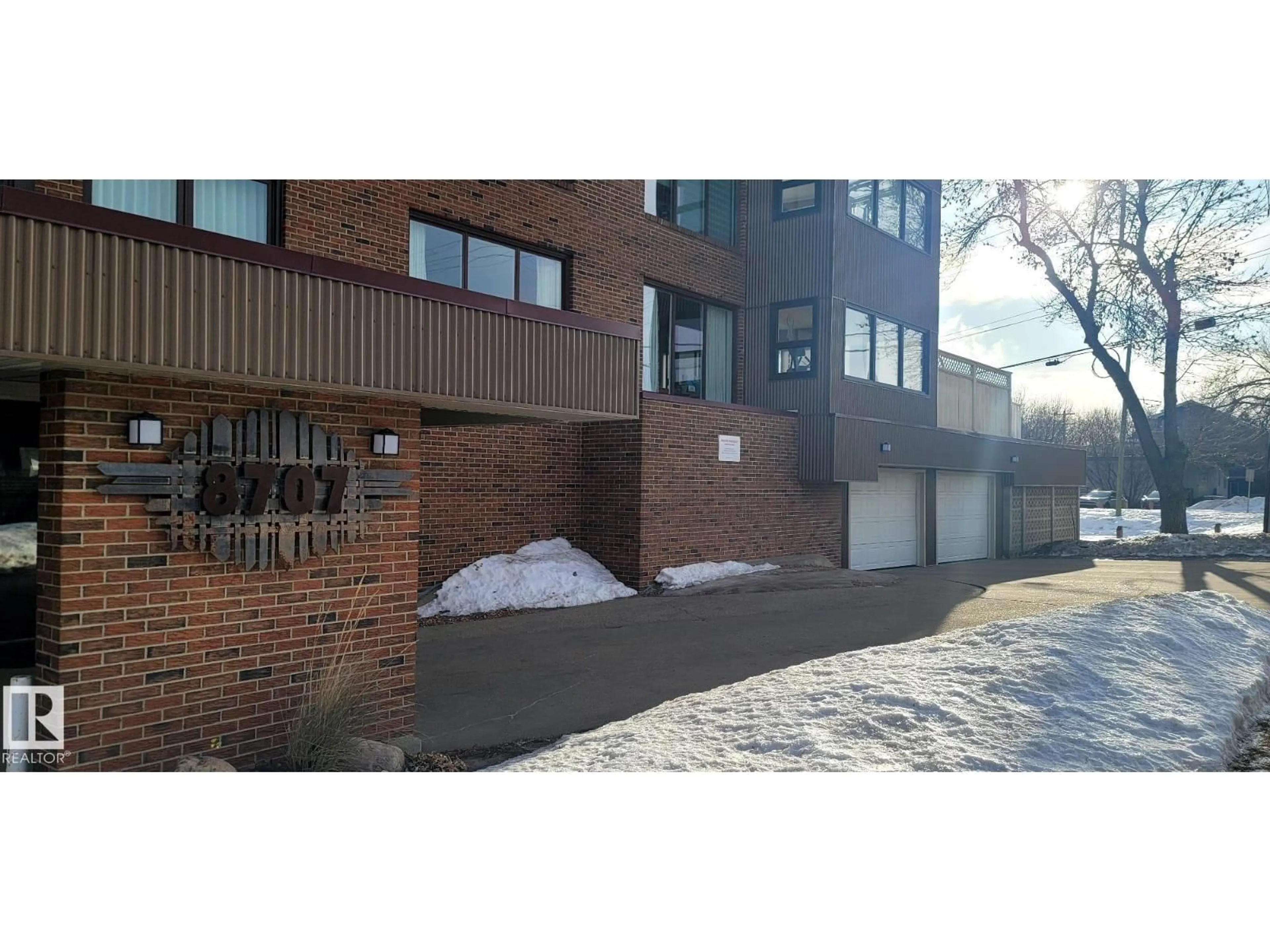 Unknown for #305 - 8707 107 ST NW, Edmonton Alberta T6E5J5