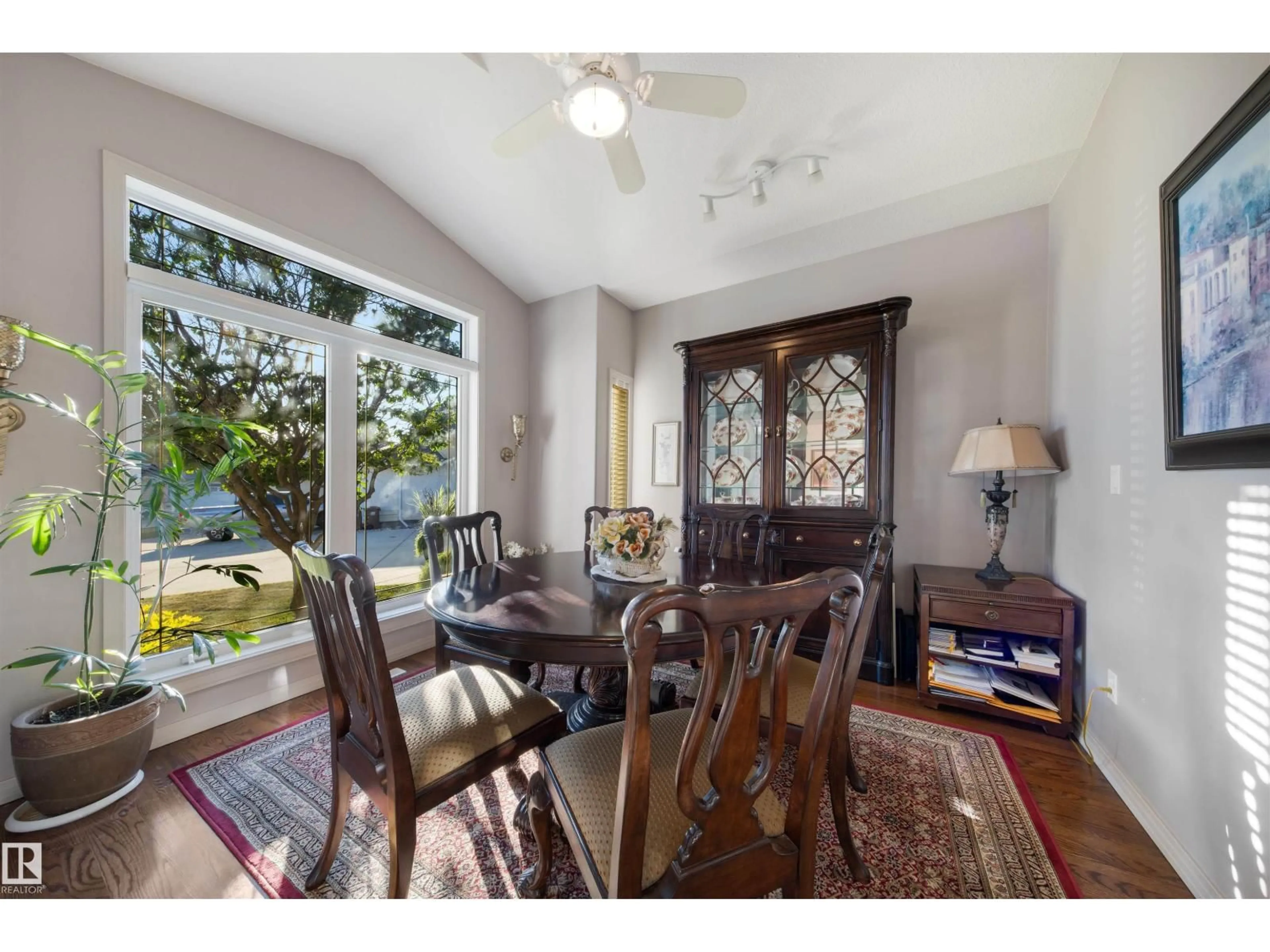 Dining room, ceramic/tile floor for 201 ERIN RIDGE DR, St. Albert Alberta T8N6Z3
