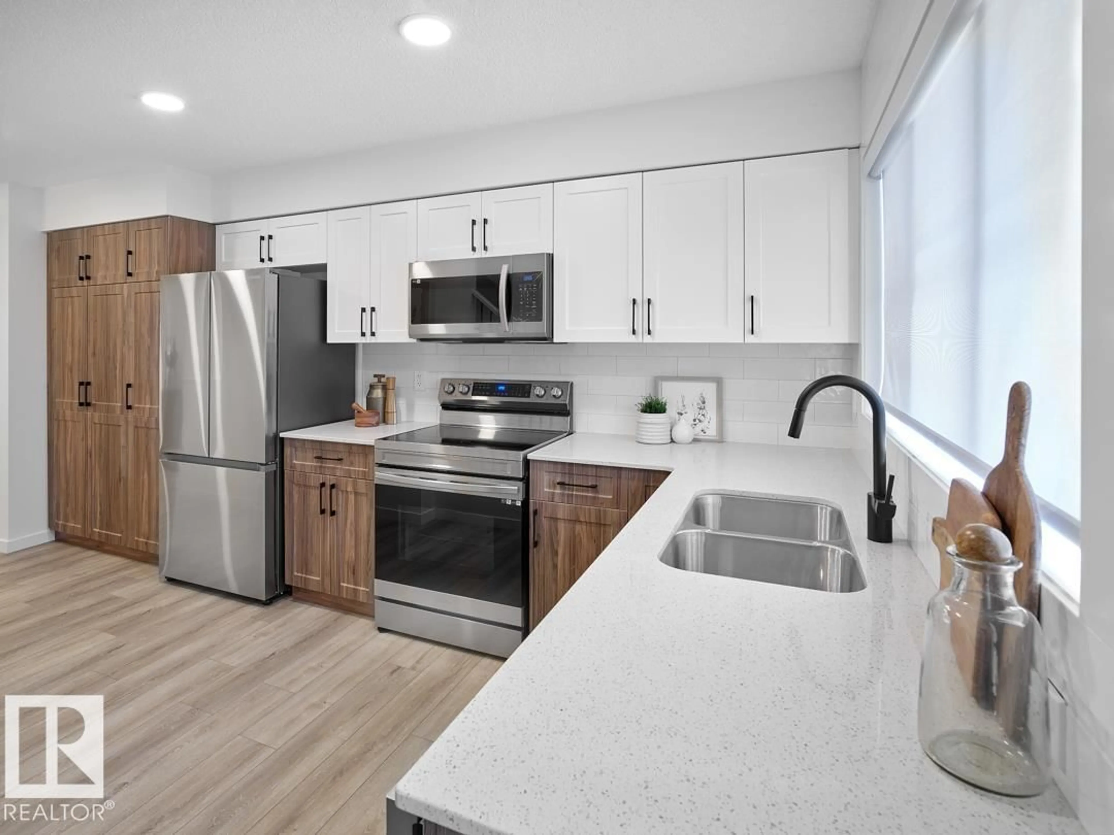 Open concept kitchen, unknown for 1 - 1215 KESWICK DR, Edmonton Alberta T6W4J5