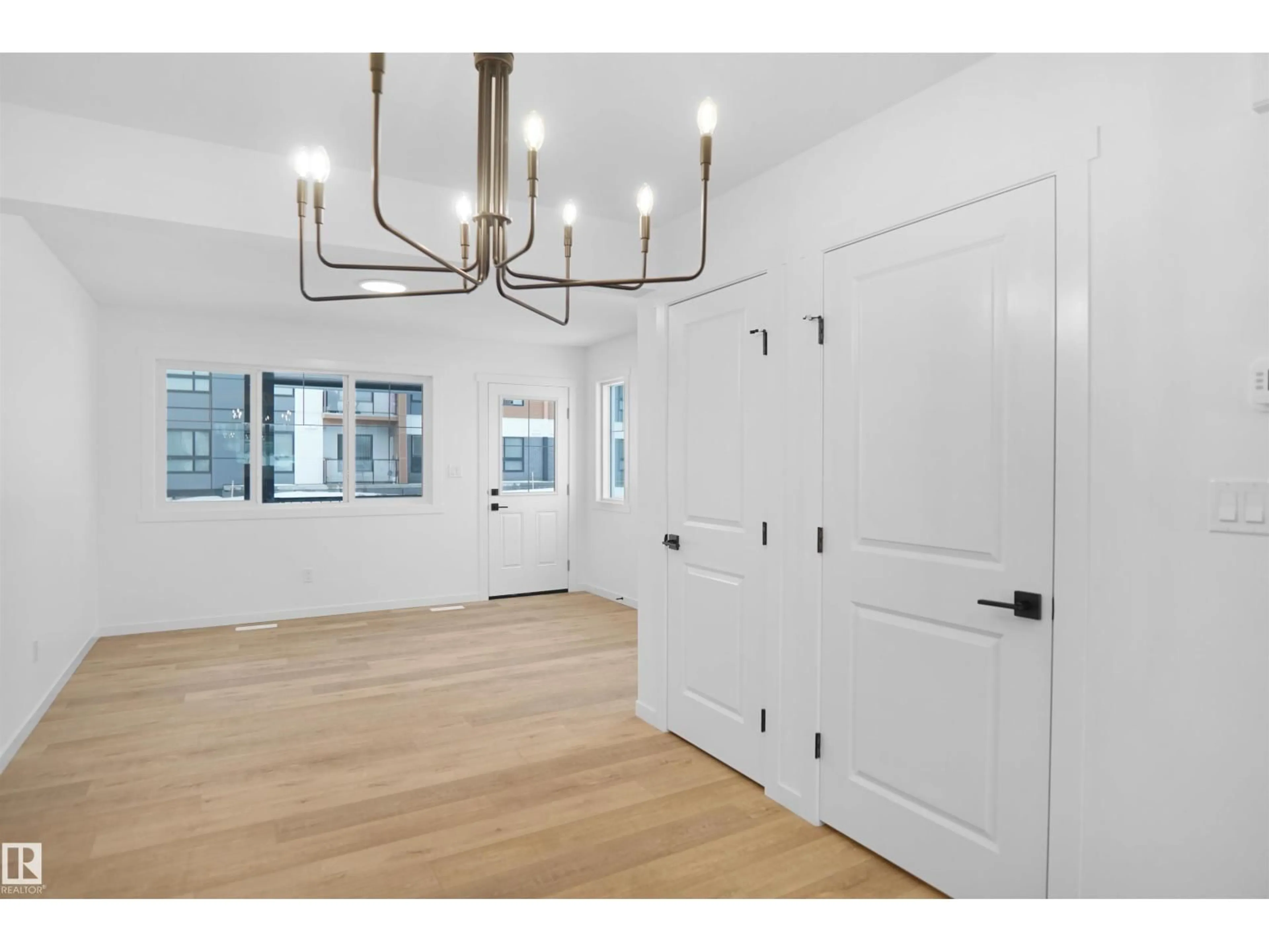 Indoor entryway for #88 - 1430 ASTER WY, Edmonton Alberta T6T2N8