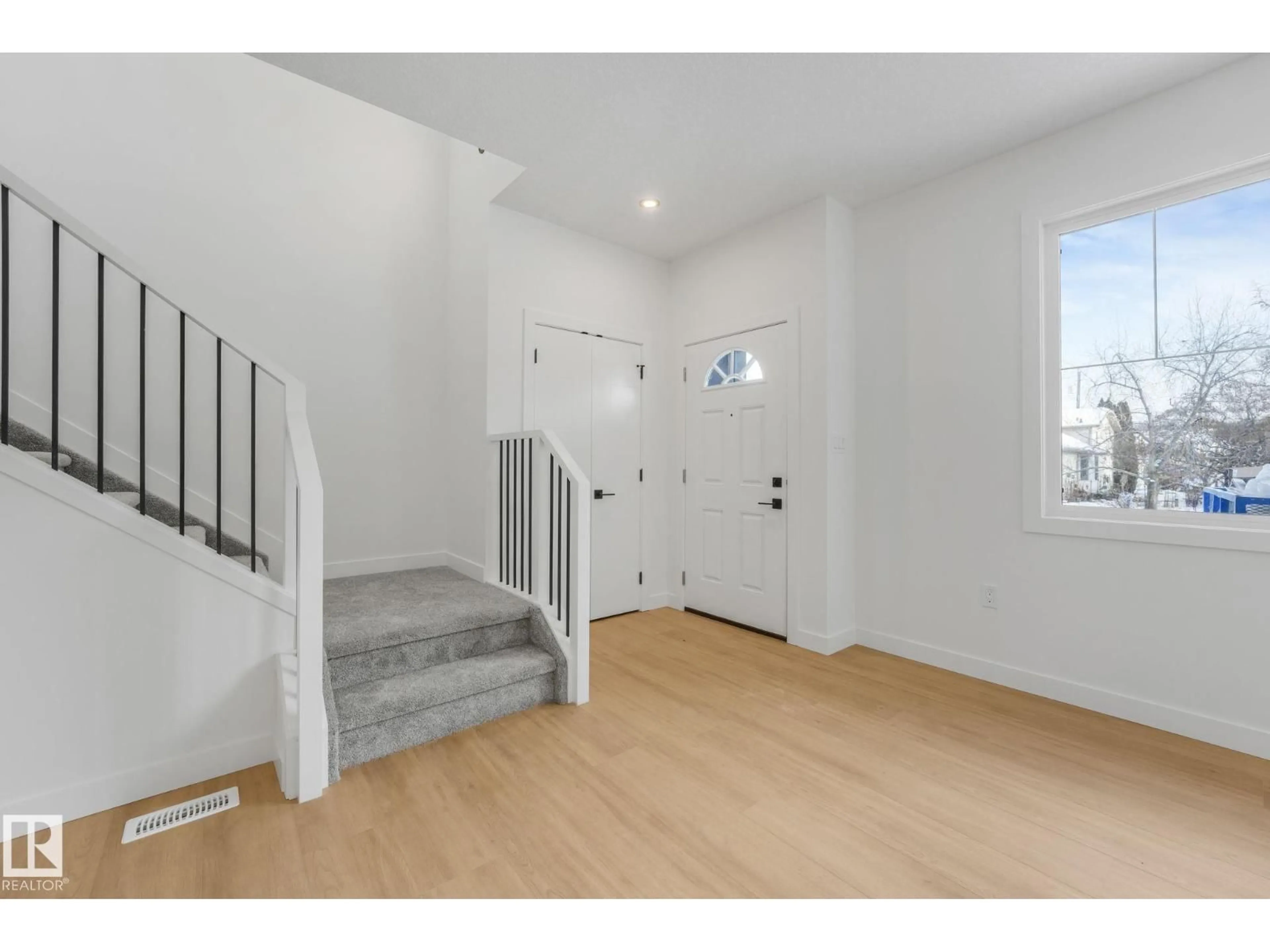 Indoor entryway for 12206 63 ST, Edmonton Alberta T6W4G8