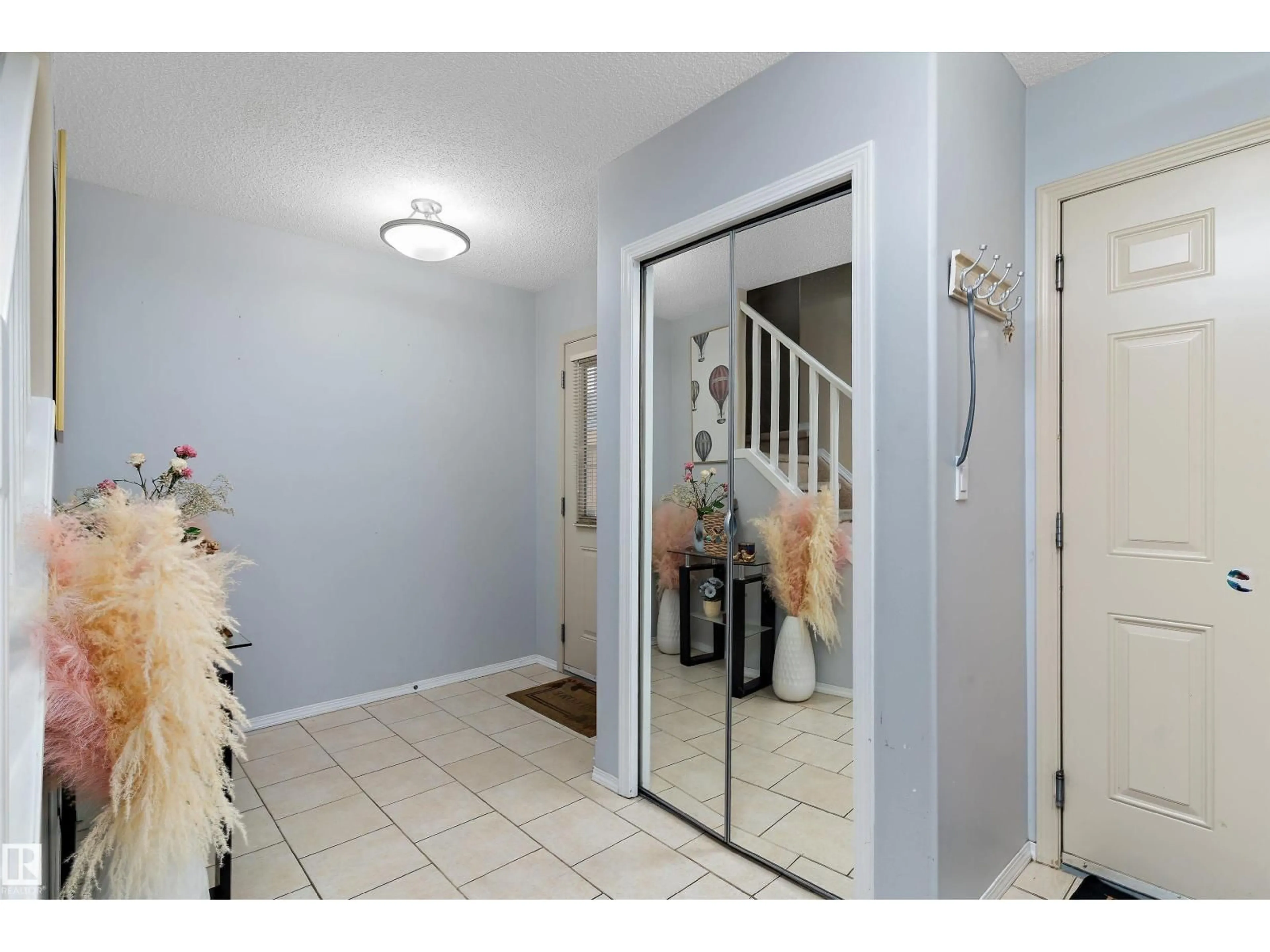 Indoor entryway for #22 - 16003 132 ST NW, Edmonton Alberta T6V0B5