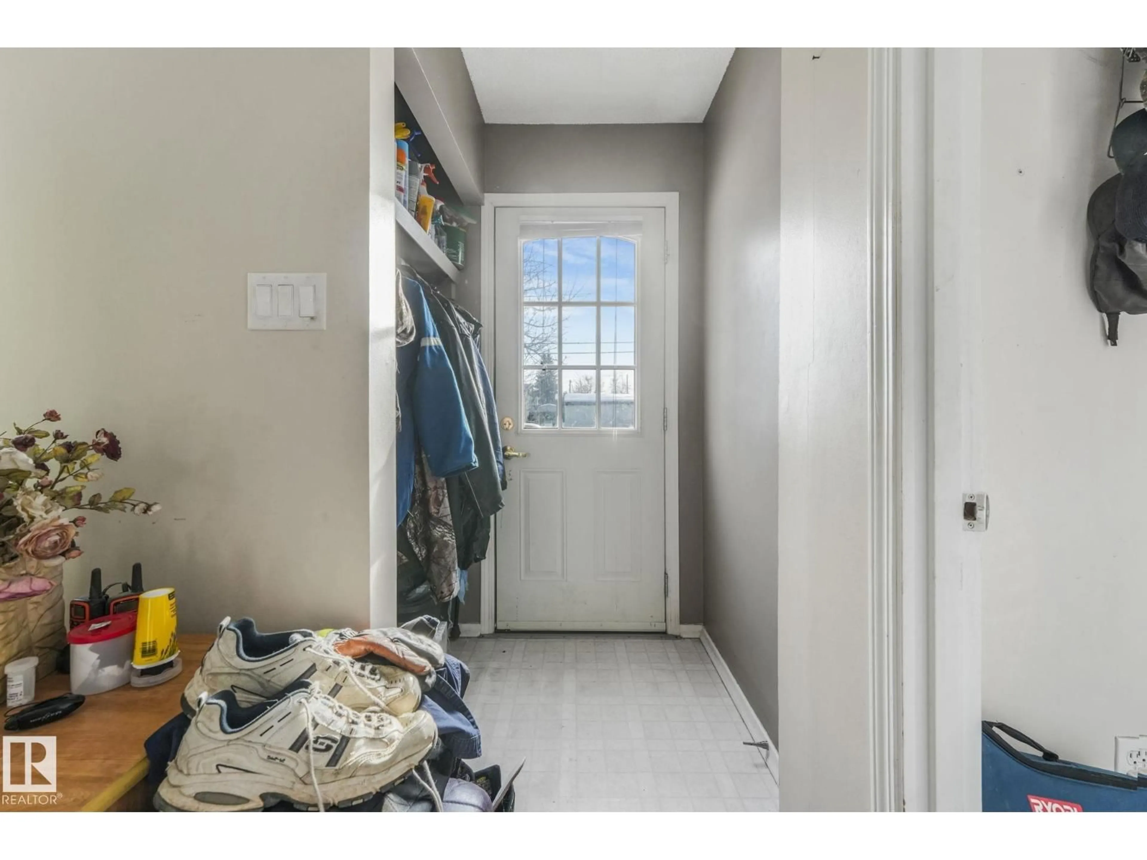 Unknown for 7424 128 AV, Edmonton Alberta T5C1T1