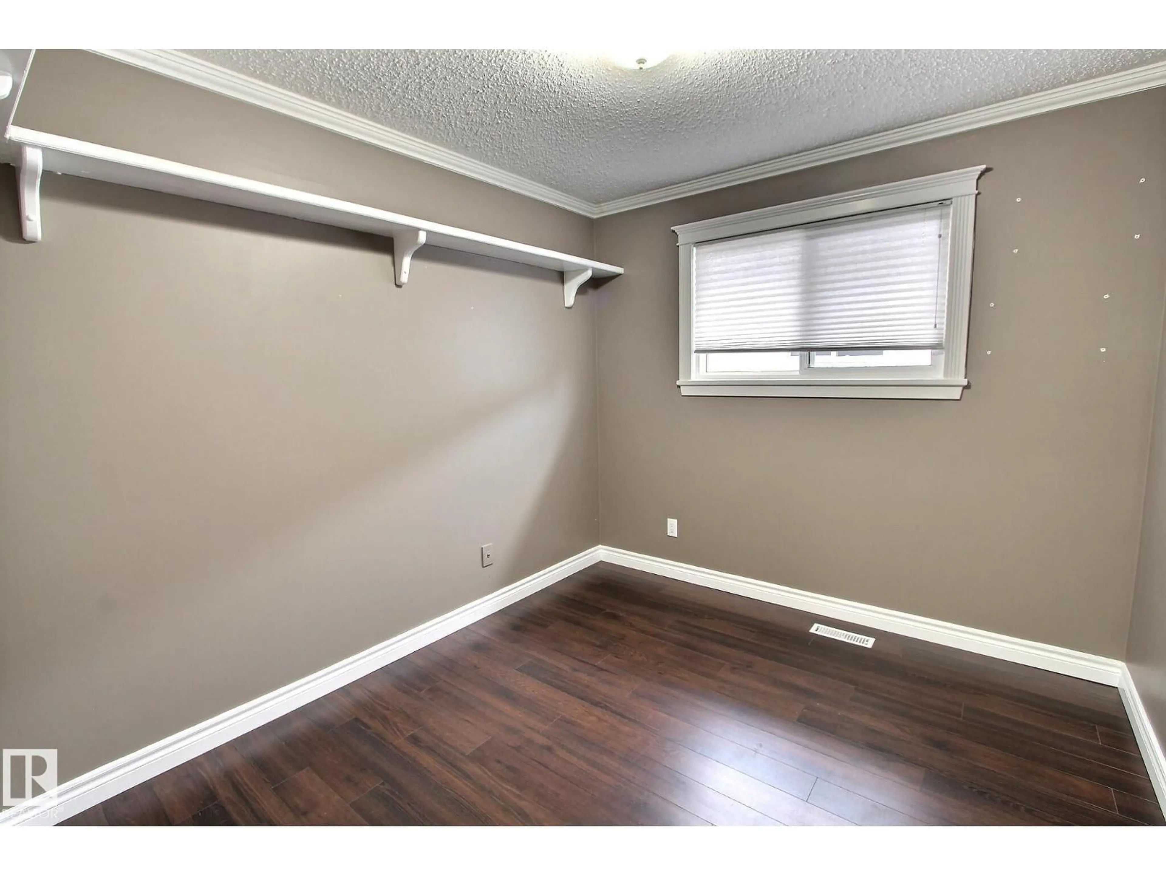 A pic of a room for 4417 44 ST, Stony Plain Alberta T7Z1J3