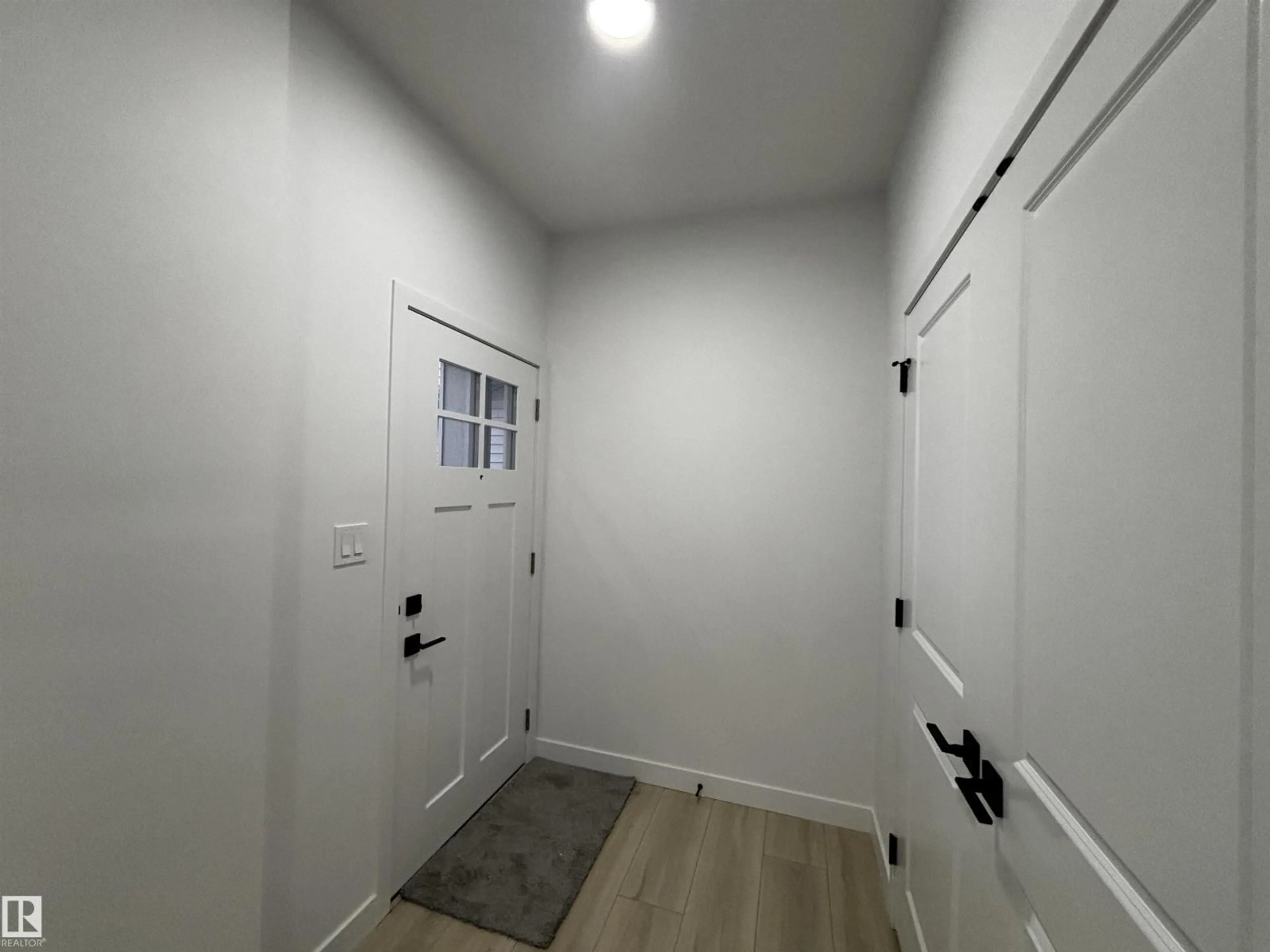 A pic of a room for NW - 2028 210 ST, Edmonton Alberta T6M3H6