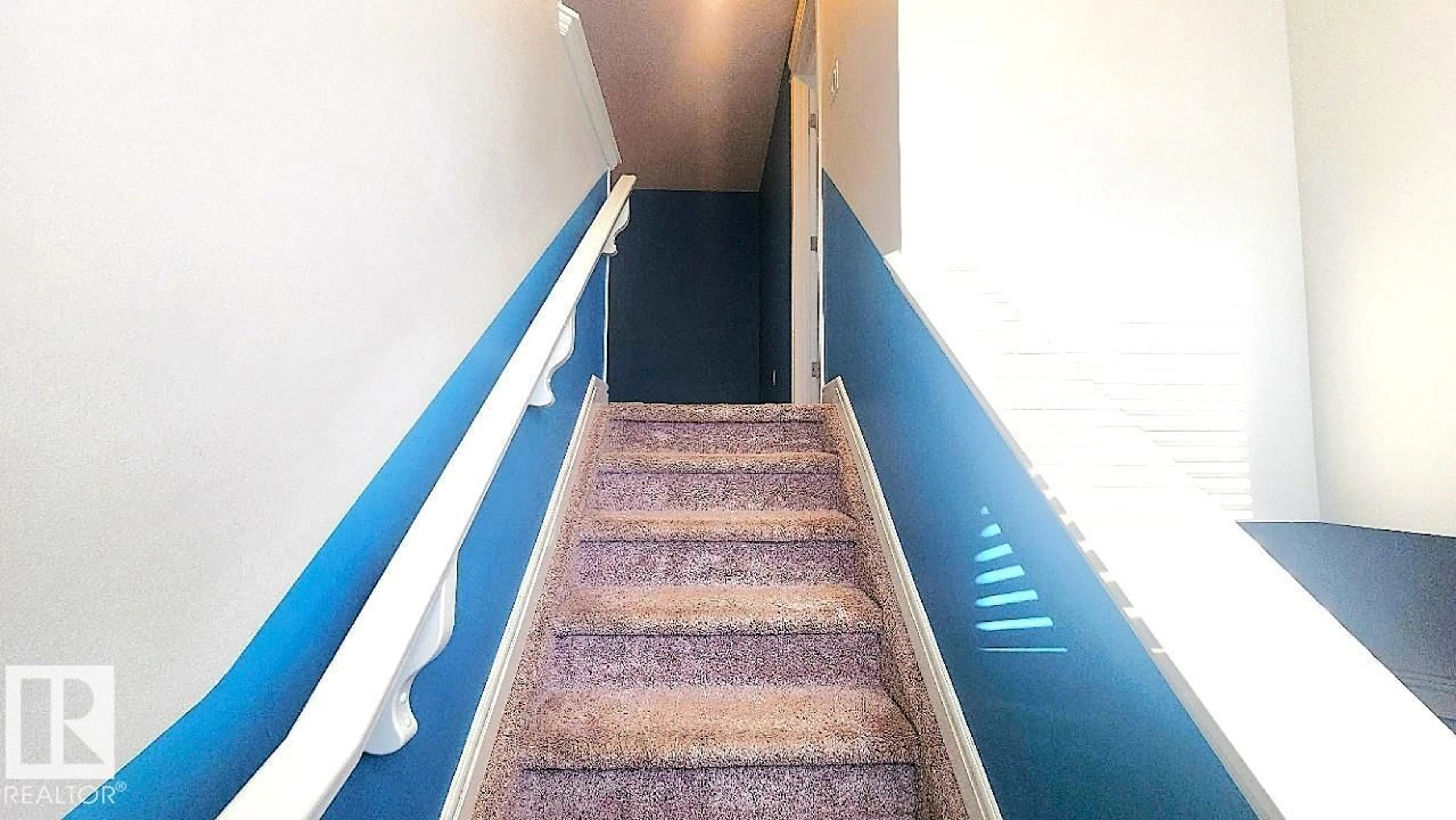 Stairs for SW SW - 4610 KINSELLA LD, Edmonton Alberta T6W4K1