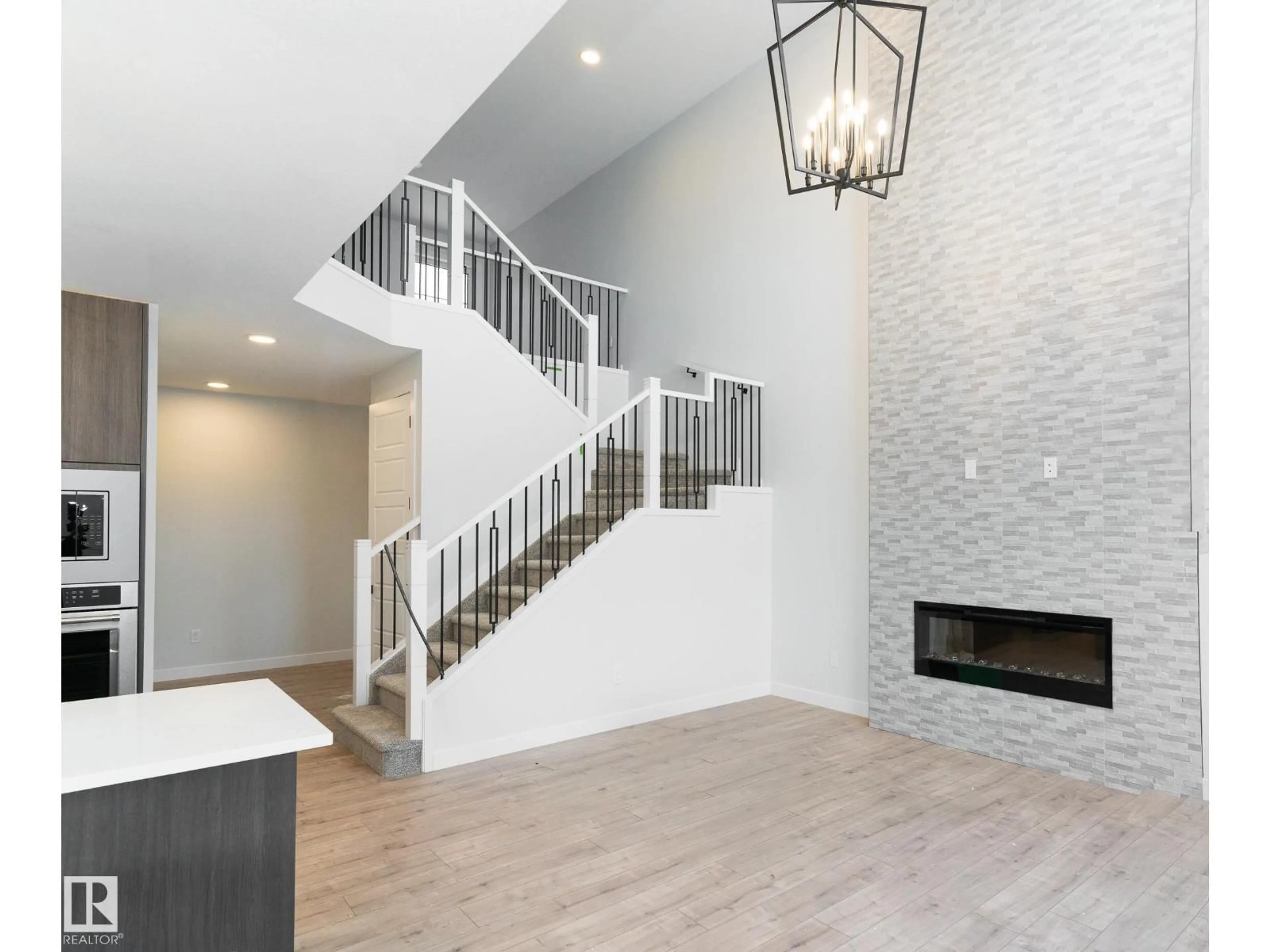 Unknown for 285 GLENRIDDING RAVINE RD, Edmonton Alberta T6W5J6