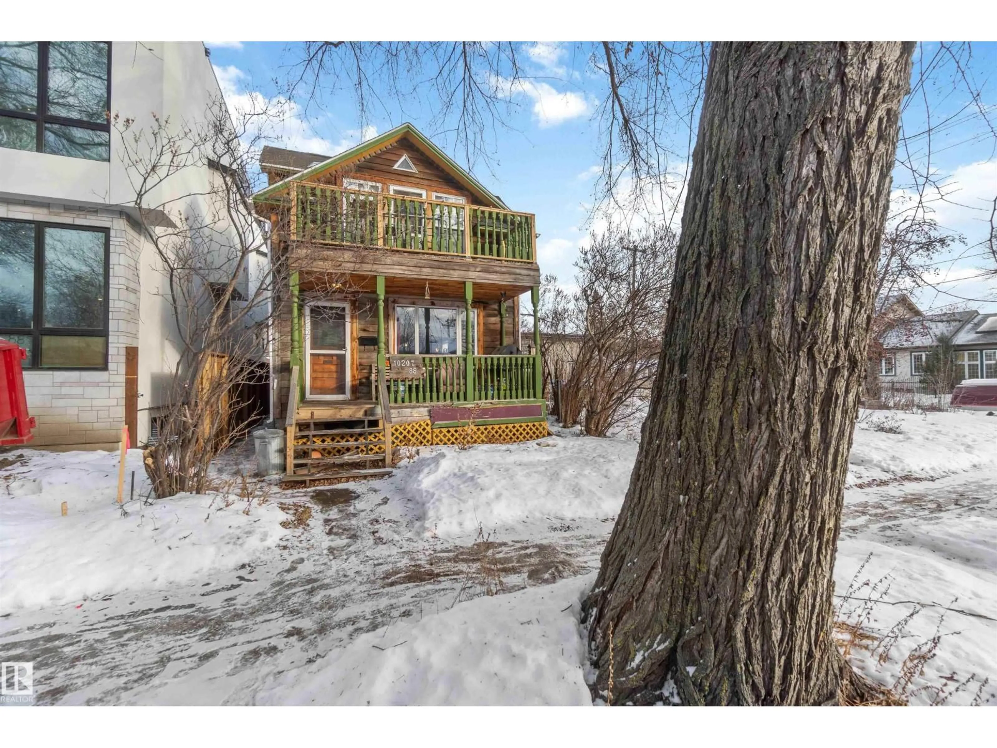 Unknown for NW - 10207 88 ST, Edmonton Alberta T5H1P4