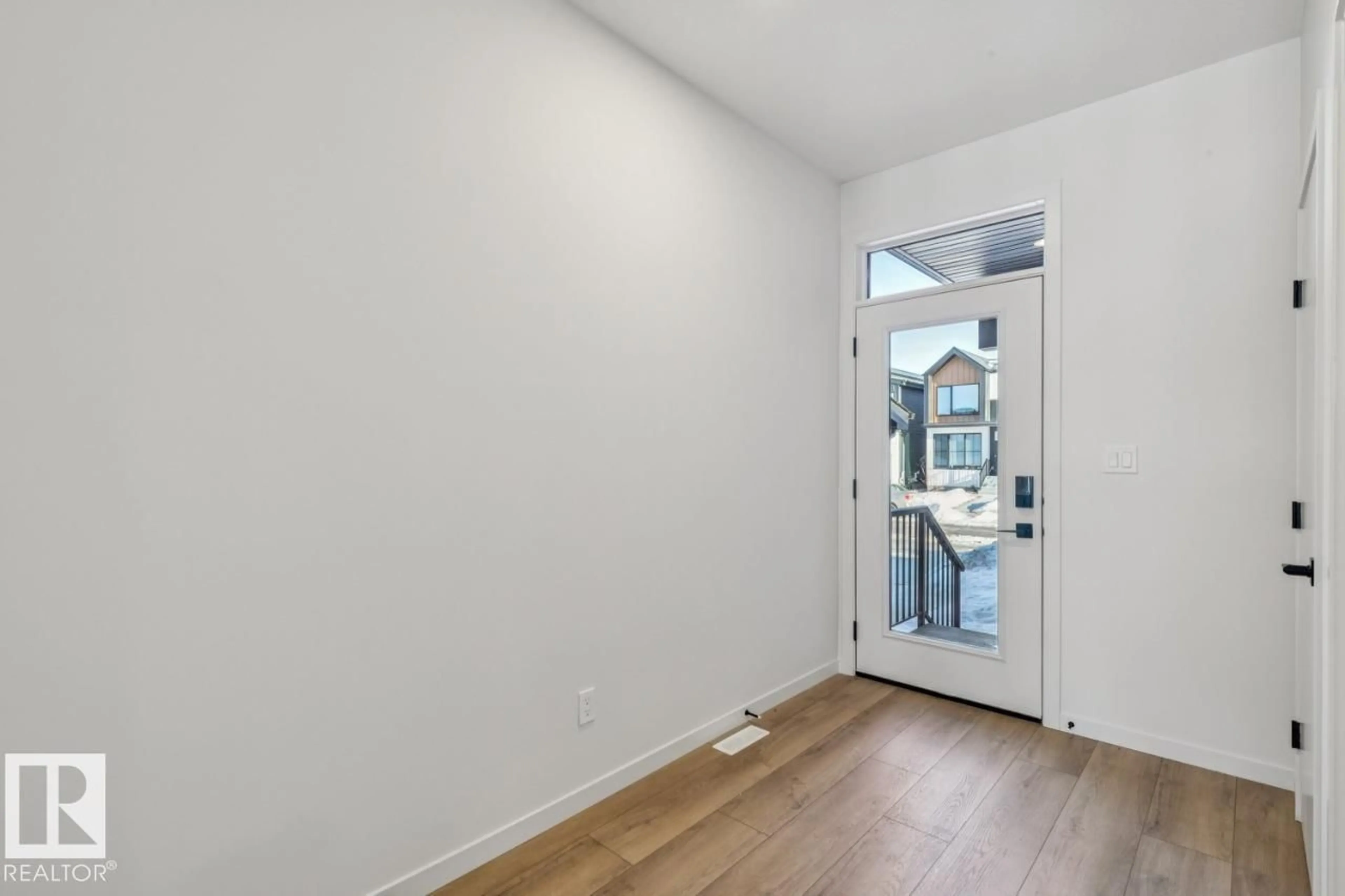 Unknown for SW - 320 30 ST, Edmonton Alberta T6X3C9