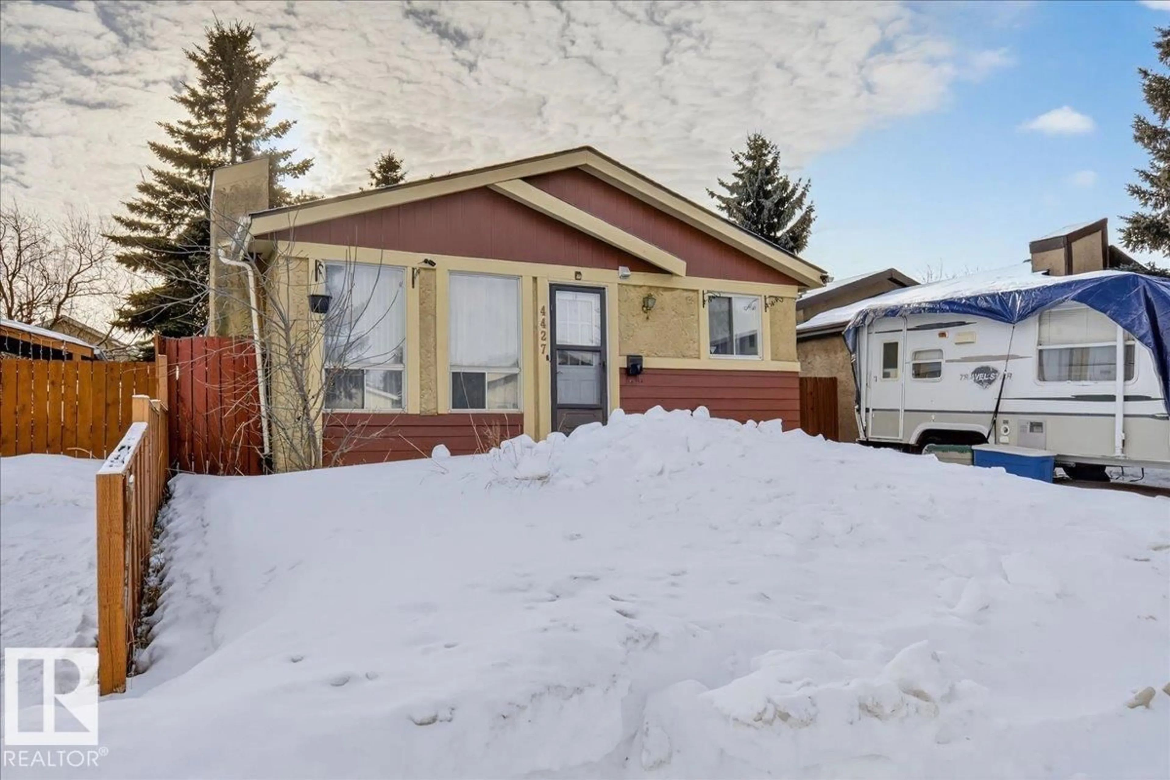 Unknown for 4427 32A AV NW, Edmonton Alberta T6T0Y6