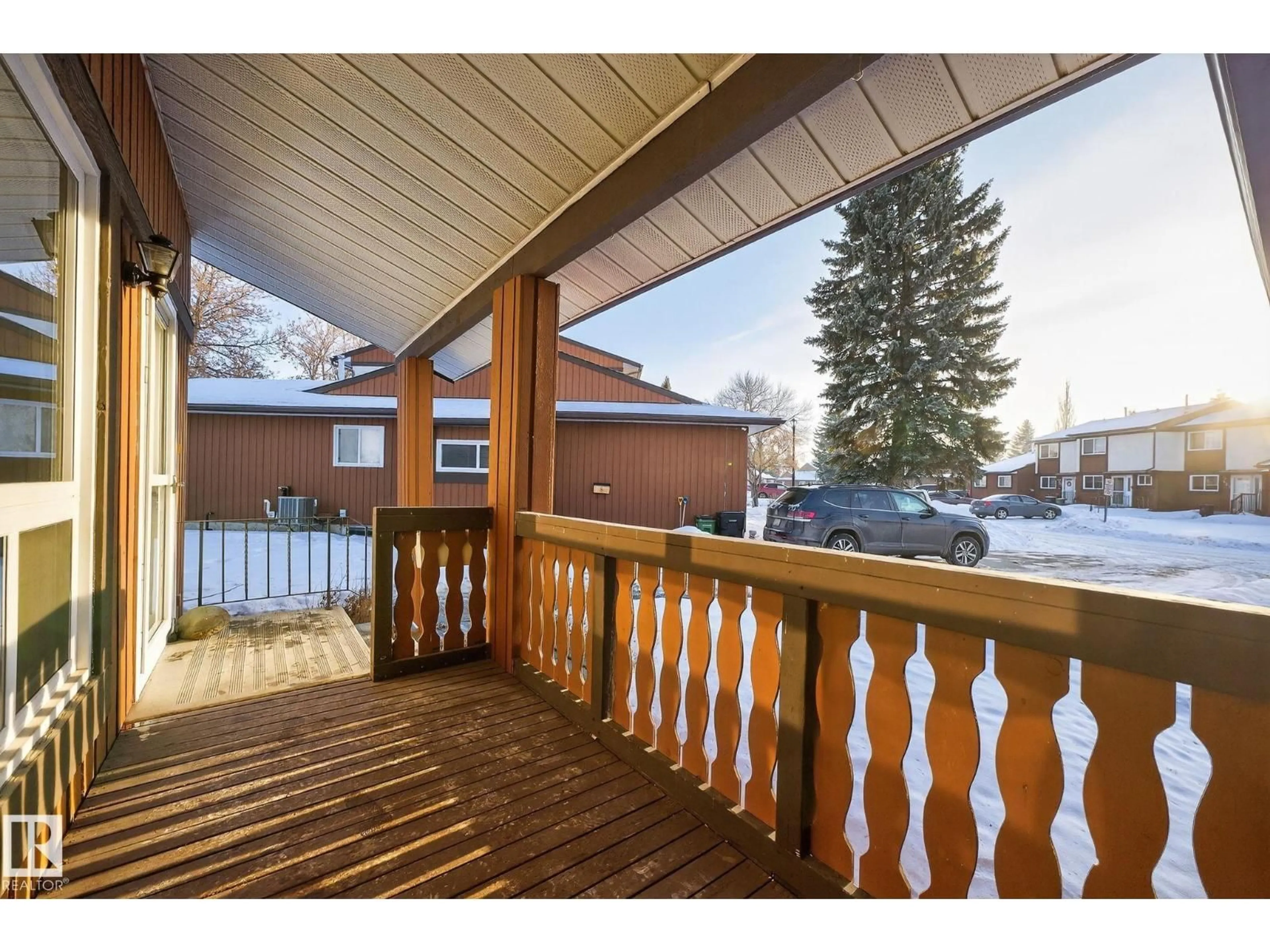 Patio, street for 134 16725 106 ST NW, Edmonton Alberta T5X5G5