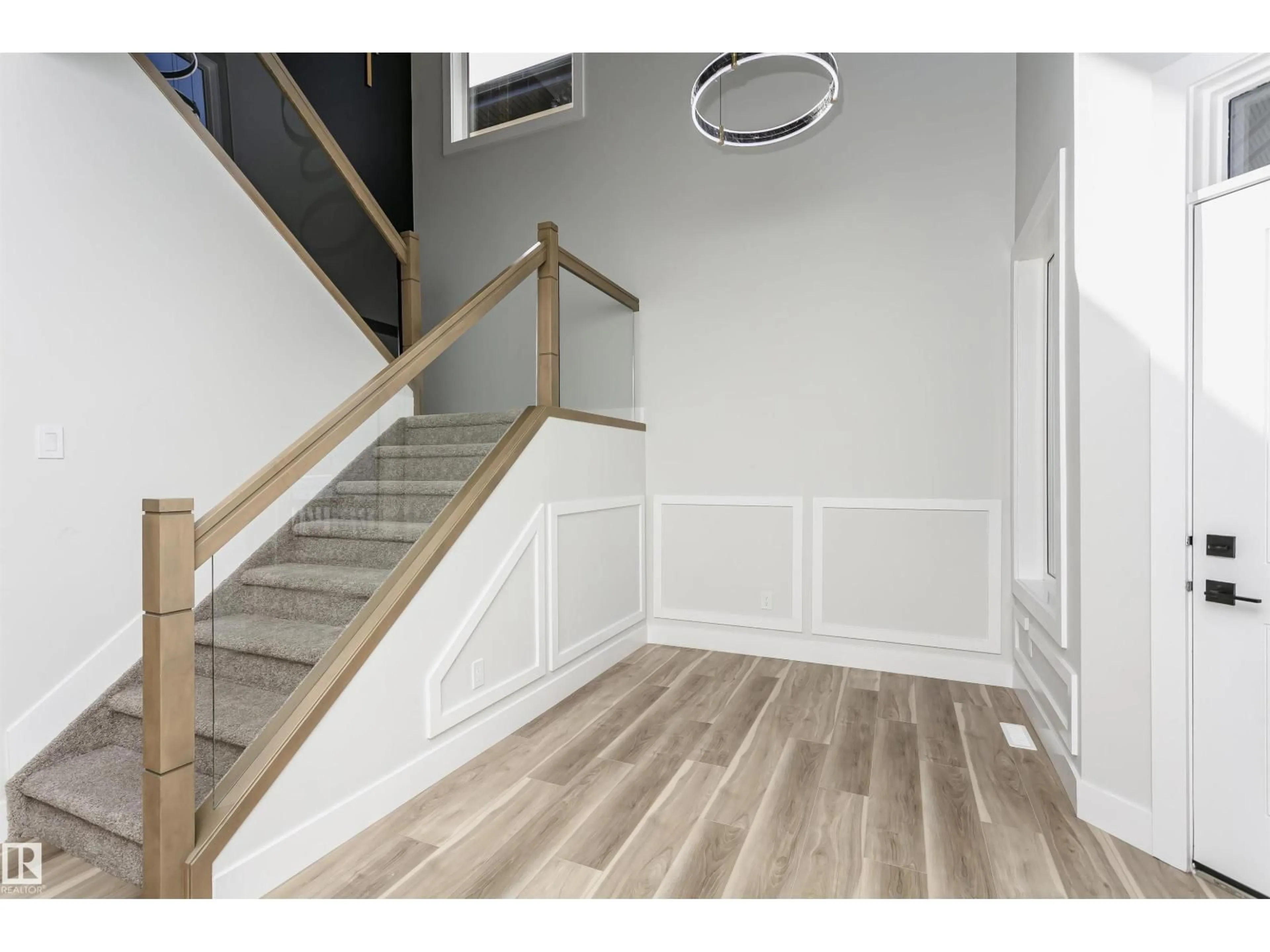 Unknown for NW - 1723 19 ST, Edmonton Alberta T6T2N1