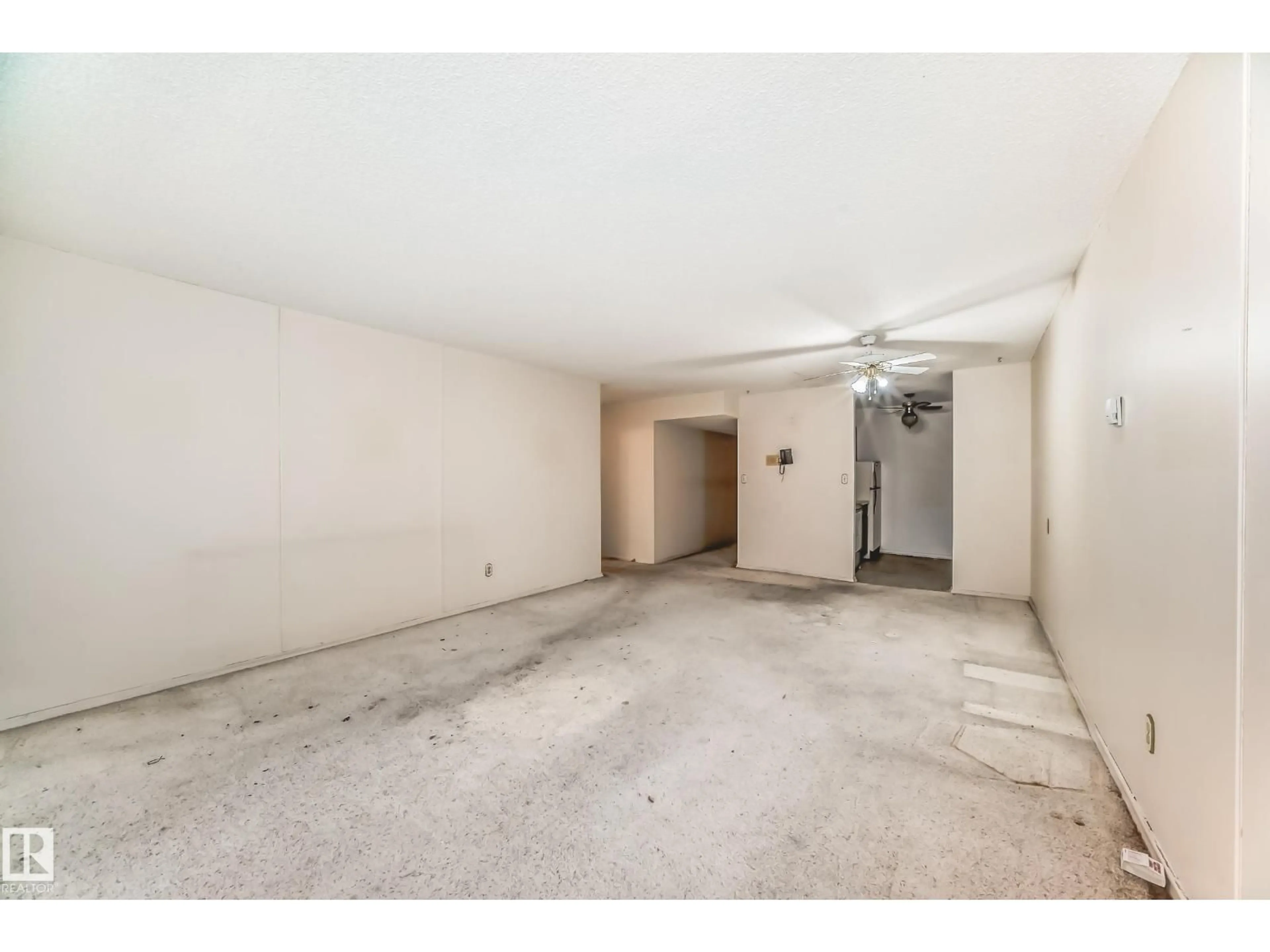 A pic of a room for #90 - 8745 165 ST NW, Edmonton Alberta T5R2R7