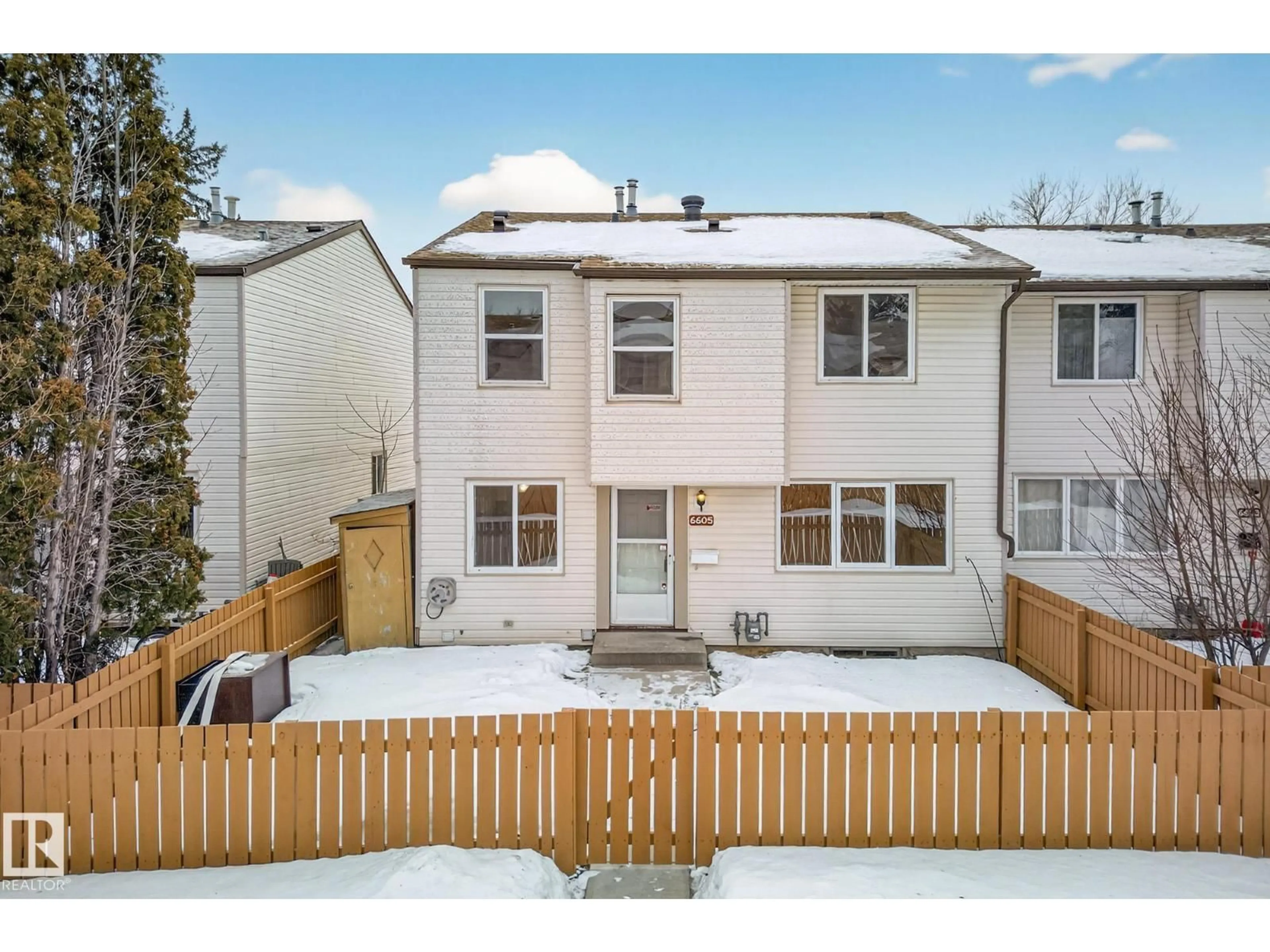 A pic from outside/outdoor area/front of a property/back of a property/a pic from drone, street for 6605 180 ST, Edmonton Alberta T5T2A3