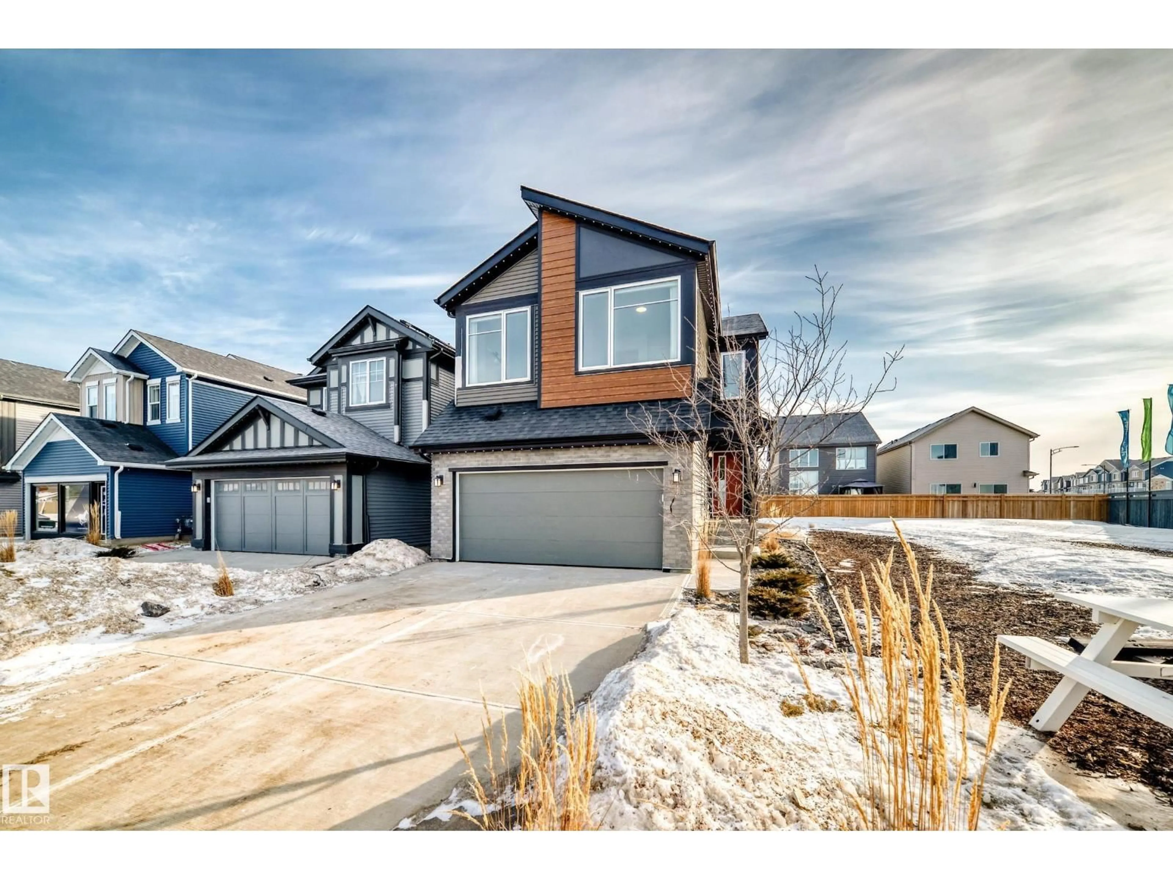 Unknown for 3249 DIXON WAY SW, Edmonton Alberta T6W5K9