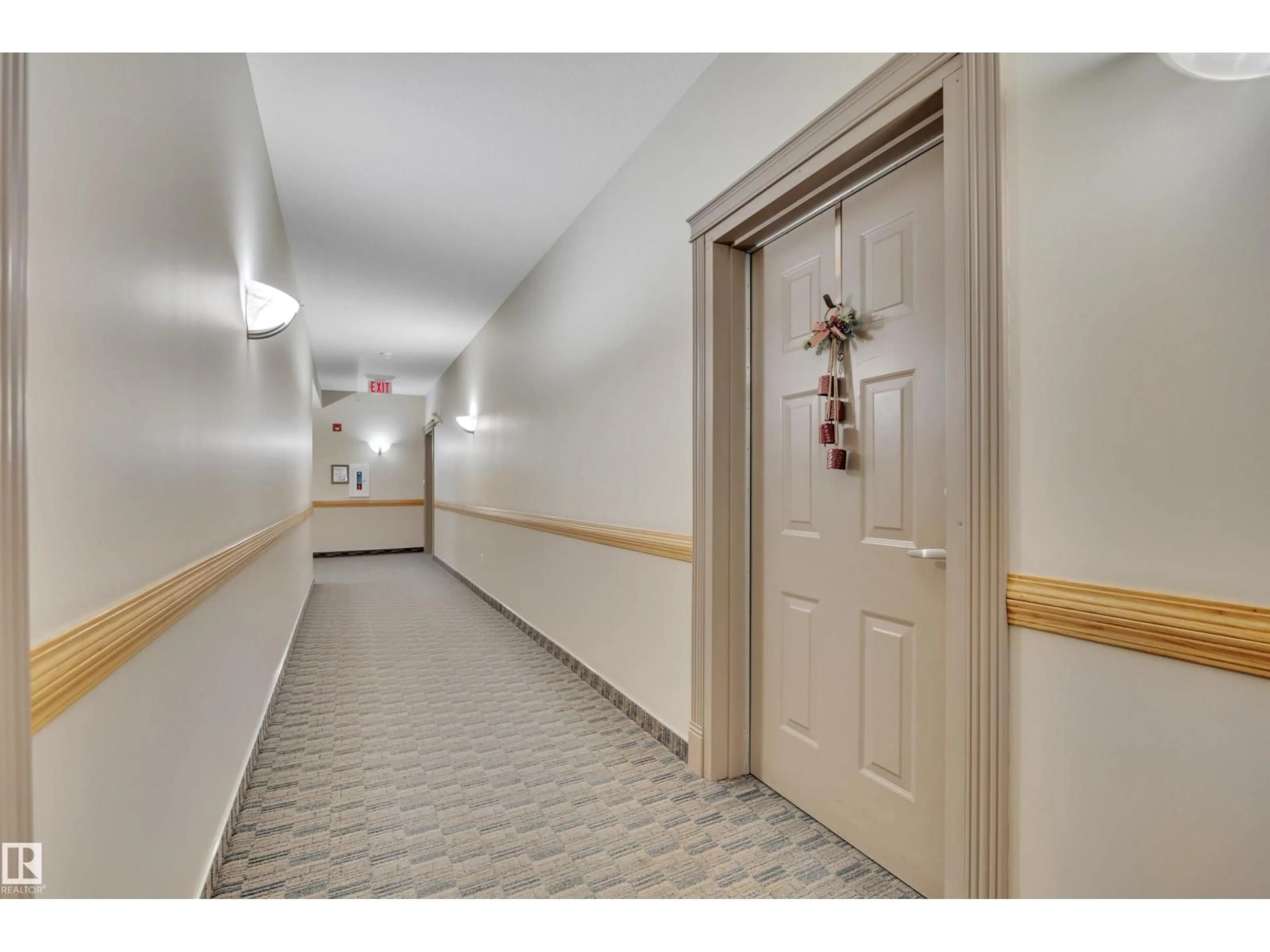 Indoor foyer for 306 - 4604 48A ST, Leduc Alberta T9E5X8