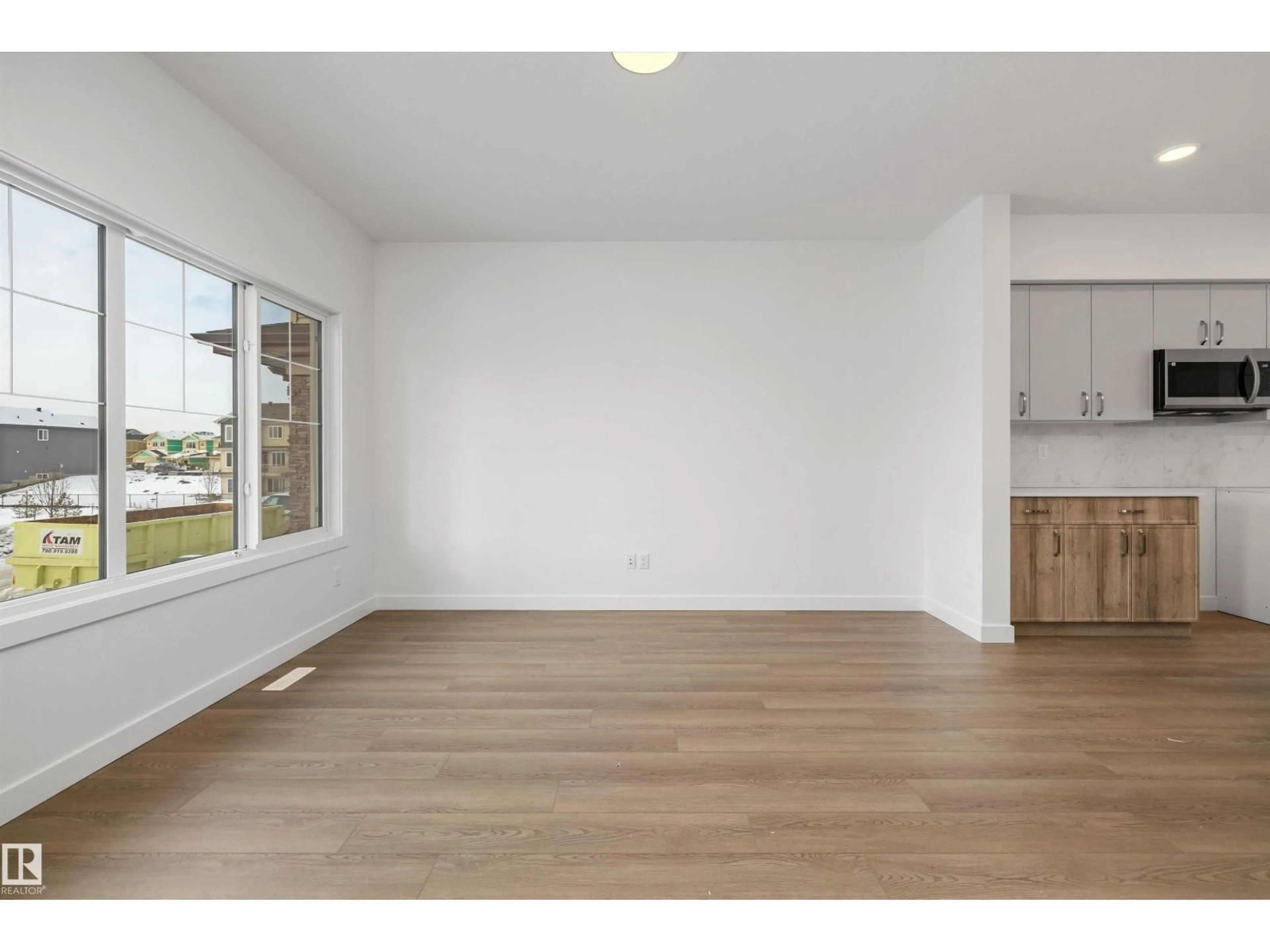 A pic of a room for 18135 85 ST, Edmonton Alberta T5Z0X1