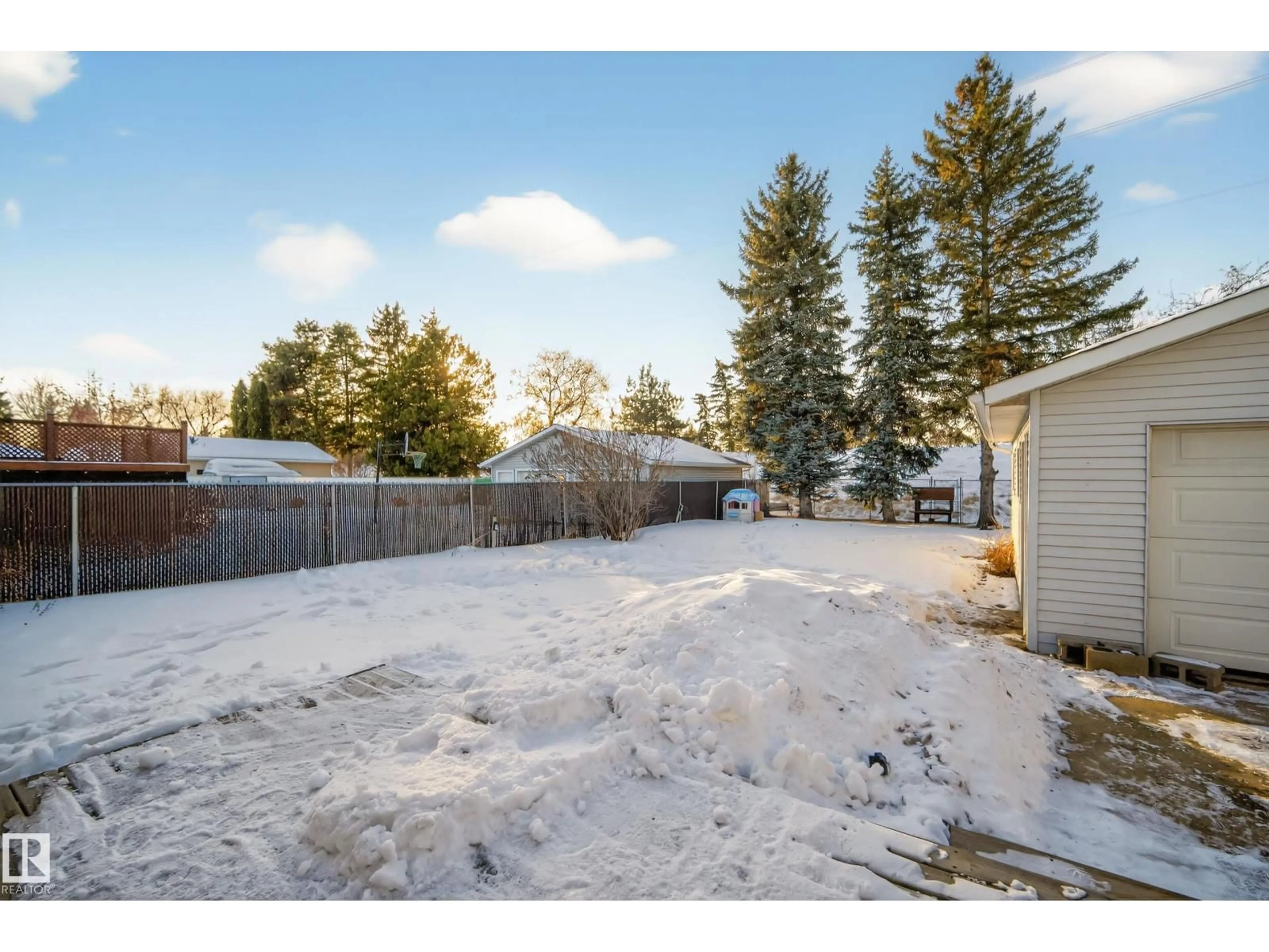 Unknown for NW - 1704 89 ST, Edmonton Alberta T6K2A9