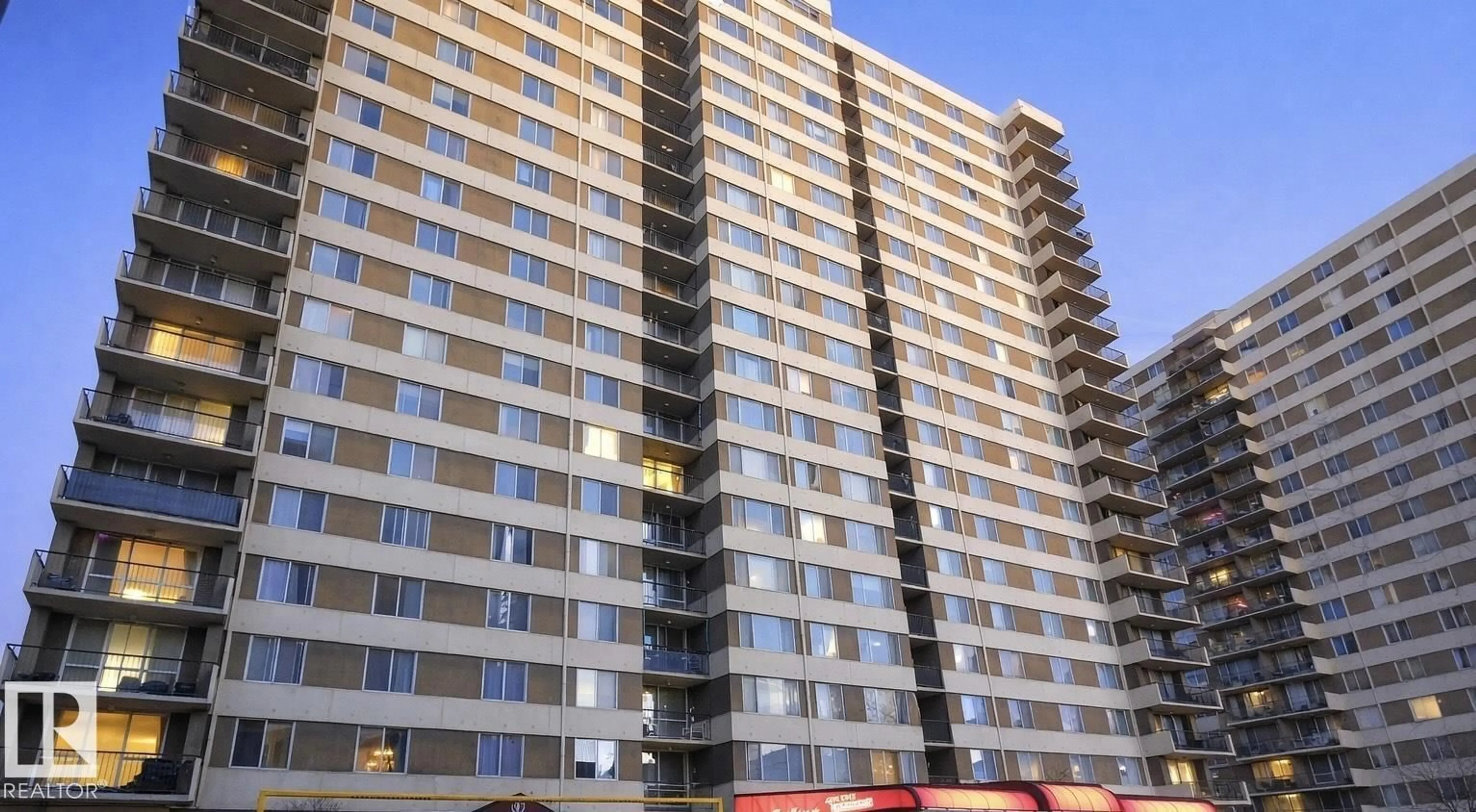 Patio, building for 1808 104 ST NW, Edmonton Alberta T5K2G5